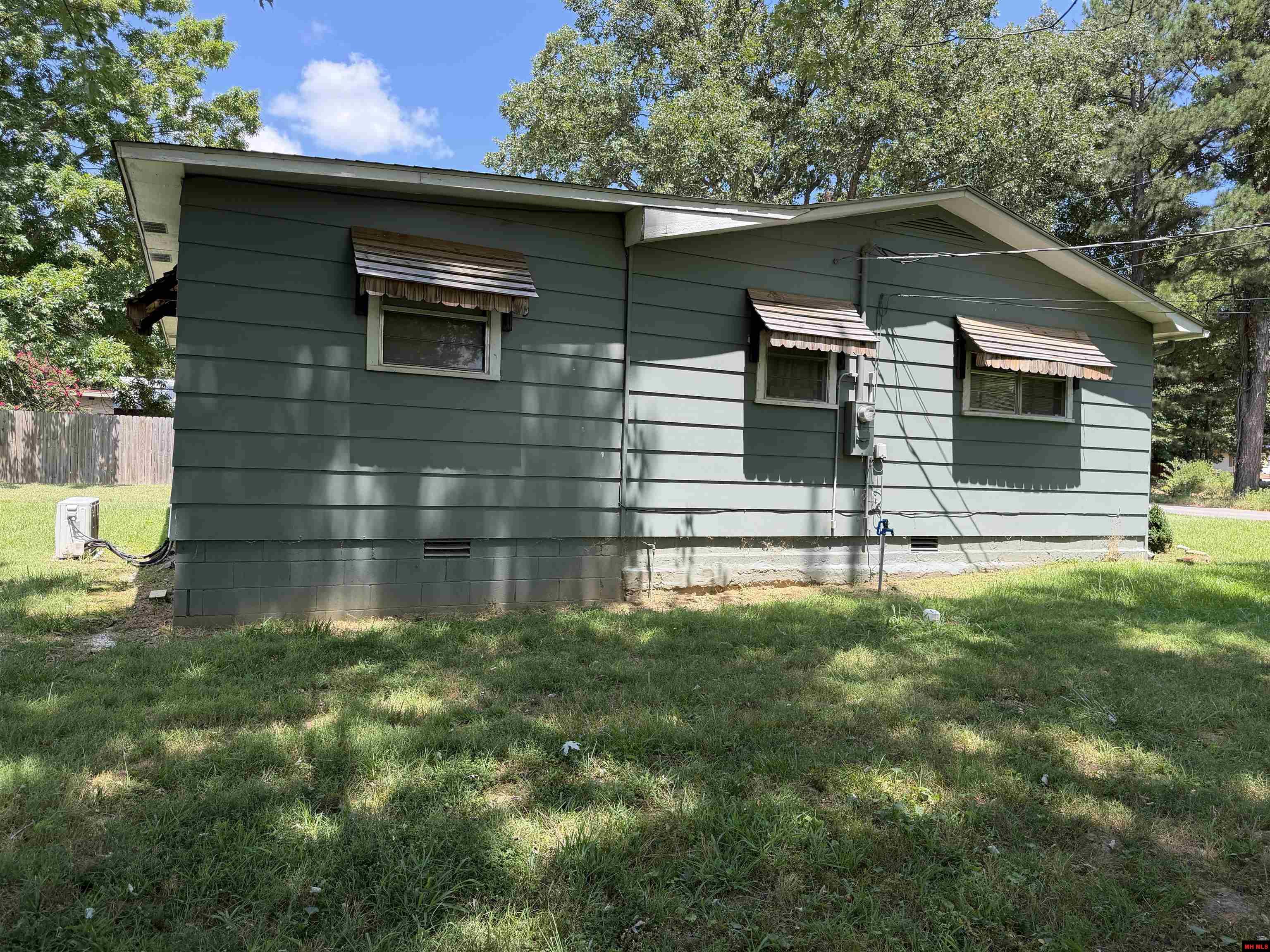 212 N UNION AVE. Mountain View, AR