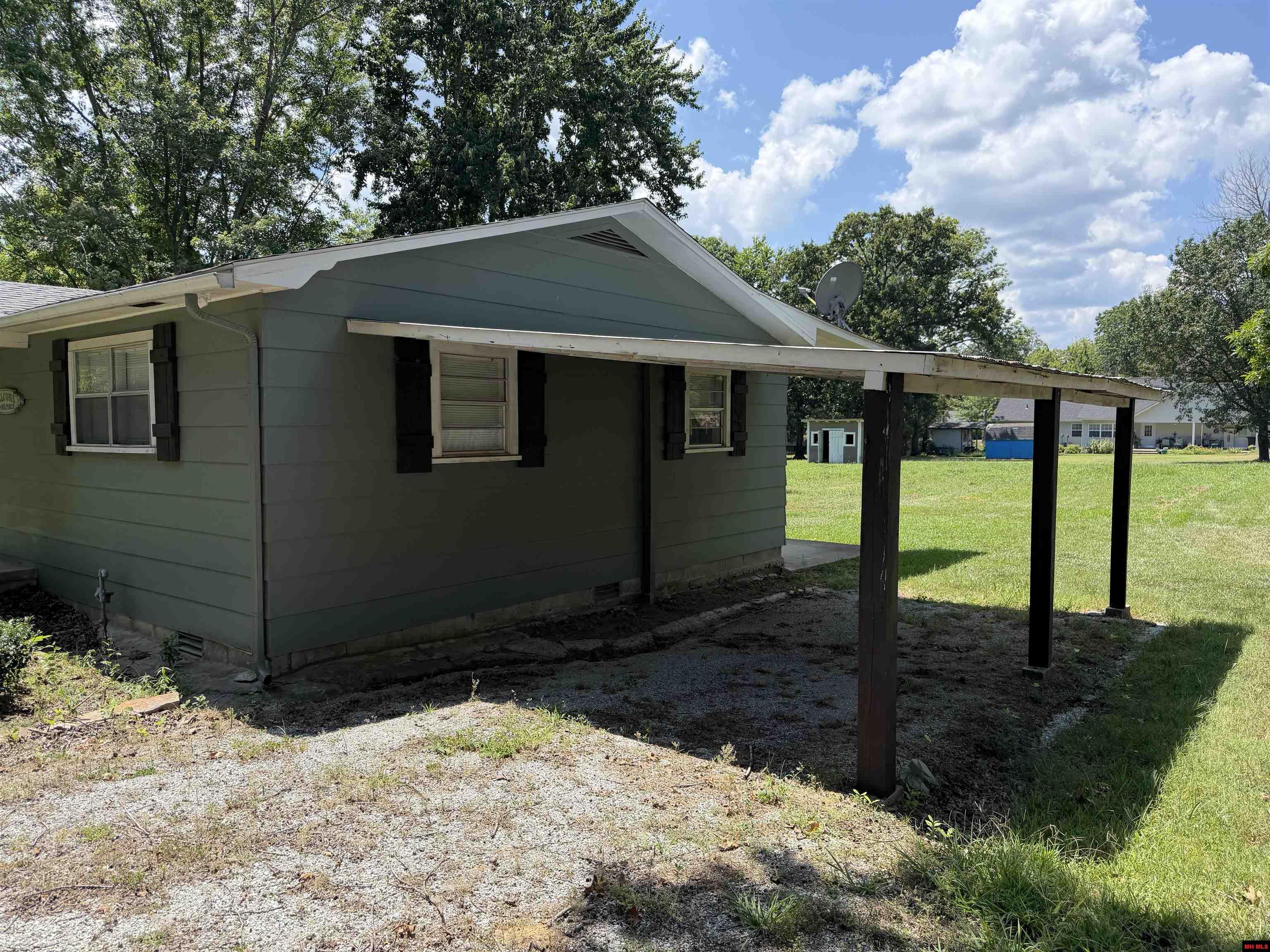 212 N UNION AVE. Mountain View, AR