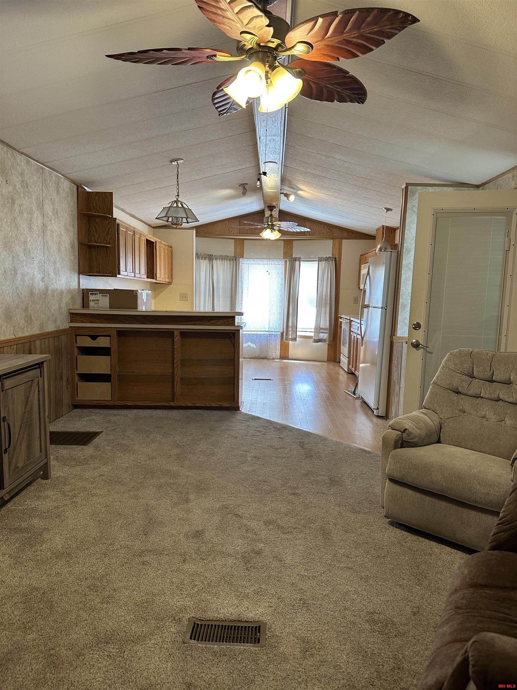 6 BENJAMIN DRIVE Mountain Home, AR