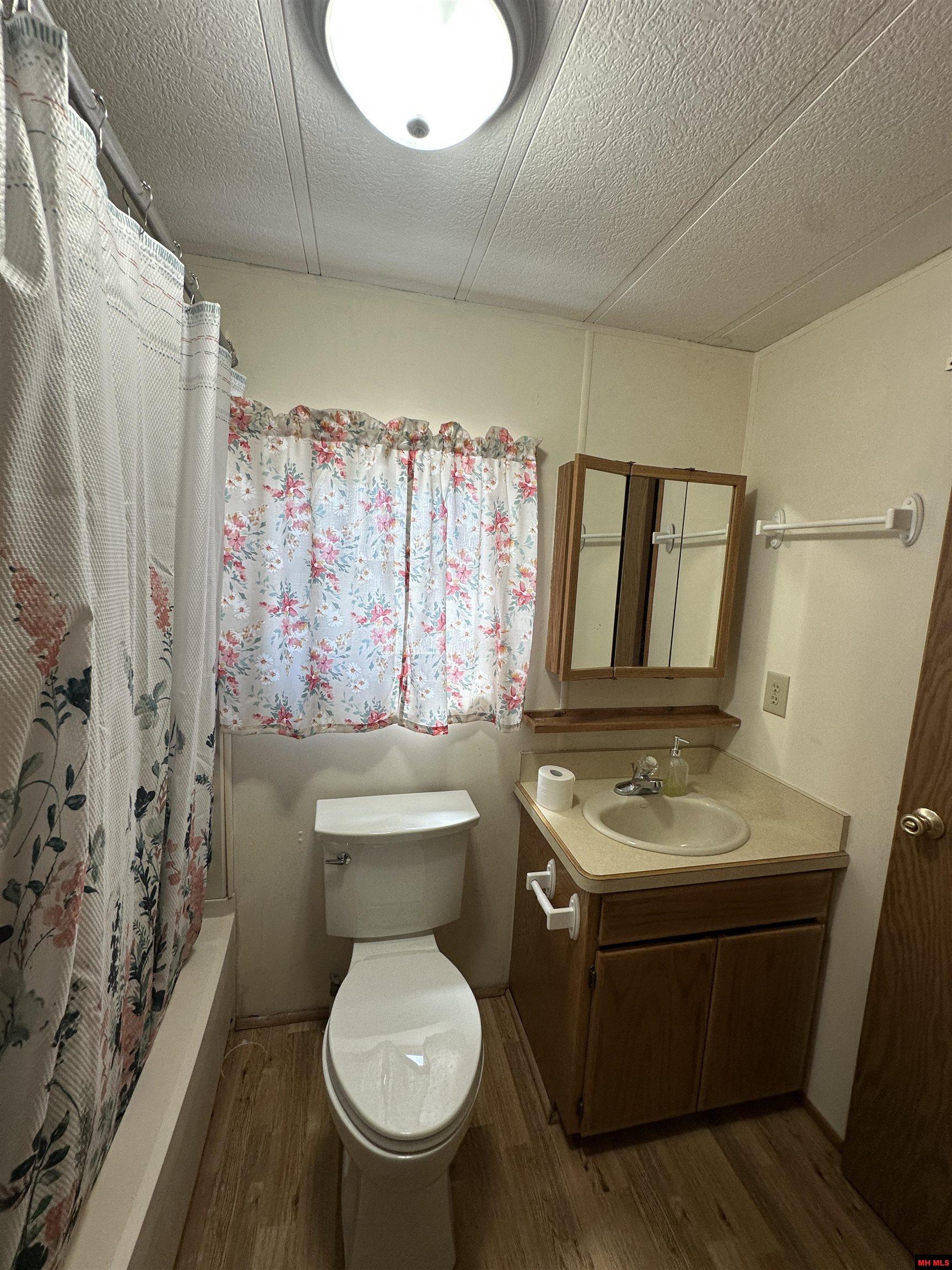 6 BENJAMIN DRIVE Mountain Home, AR