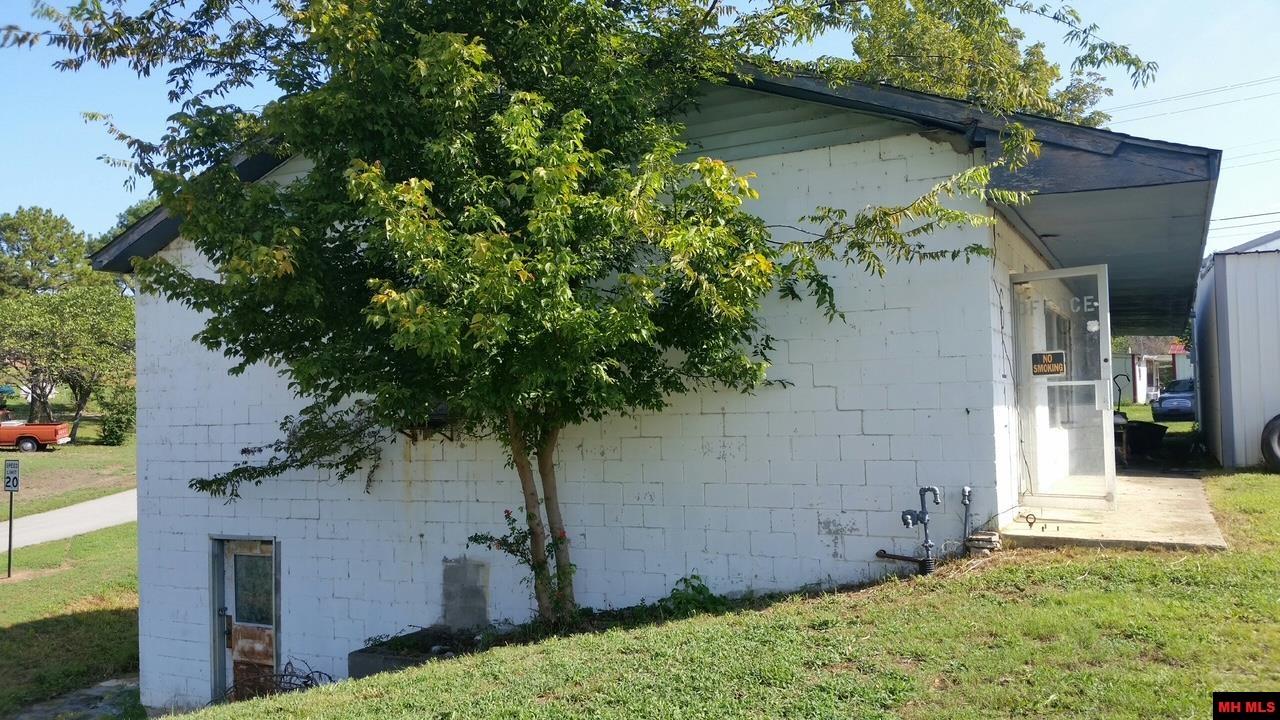 611 HWY 56 Calico Rock, AR
