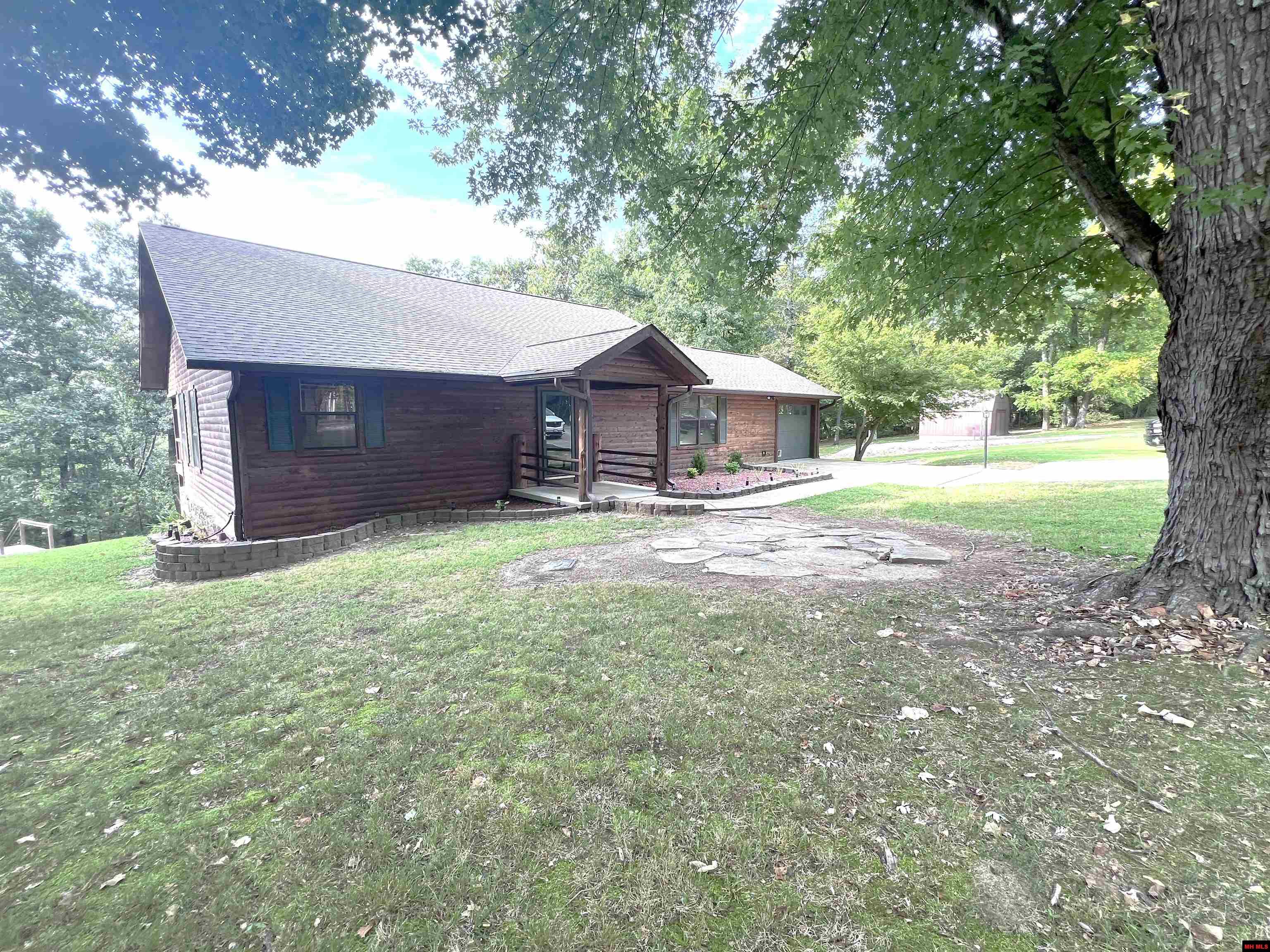 663 Heritage Oaks Drive