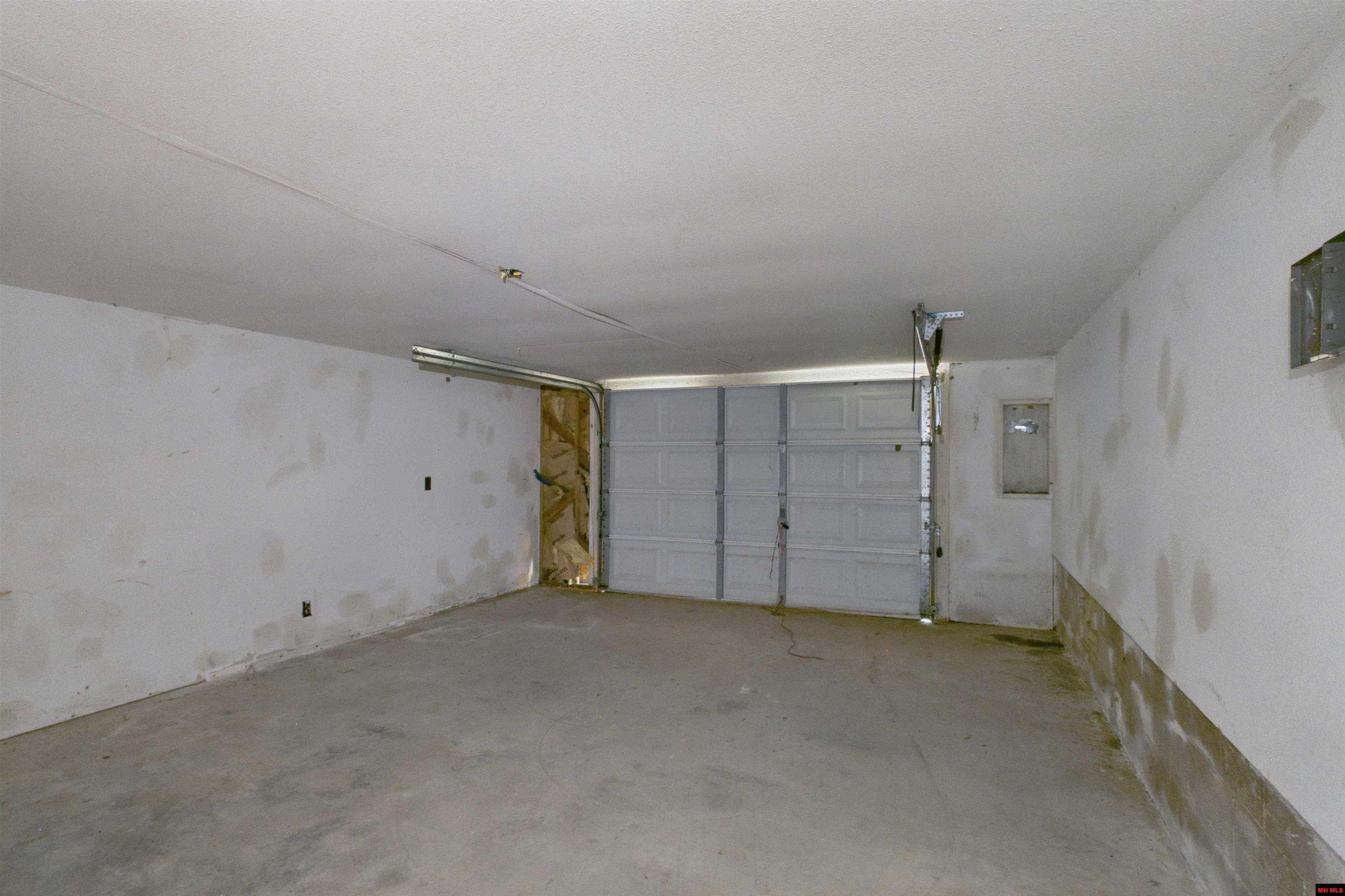 2644 HWY 101 Gamaliel, AR