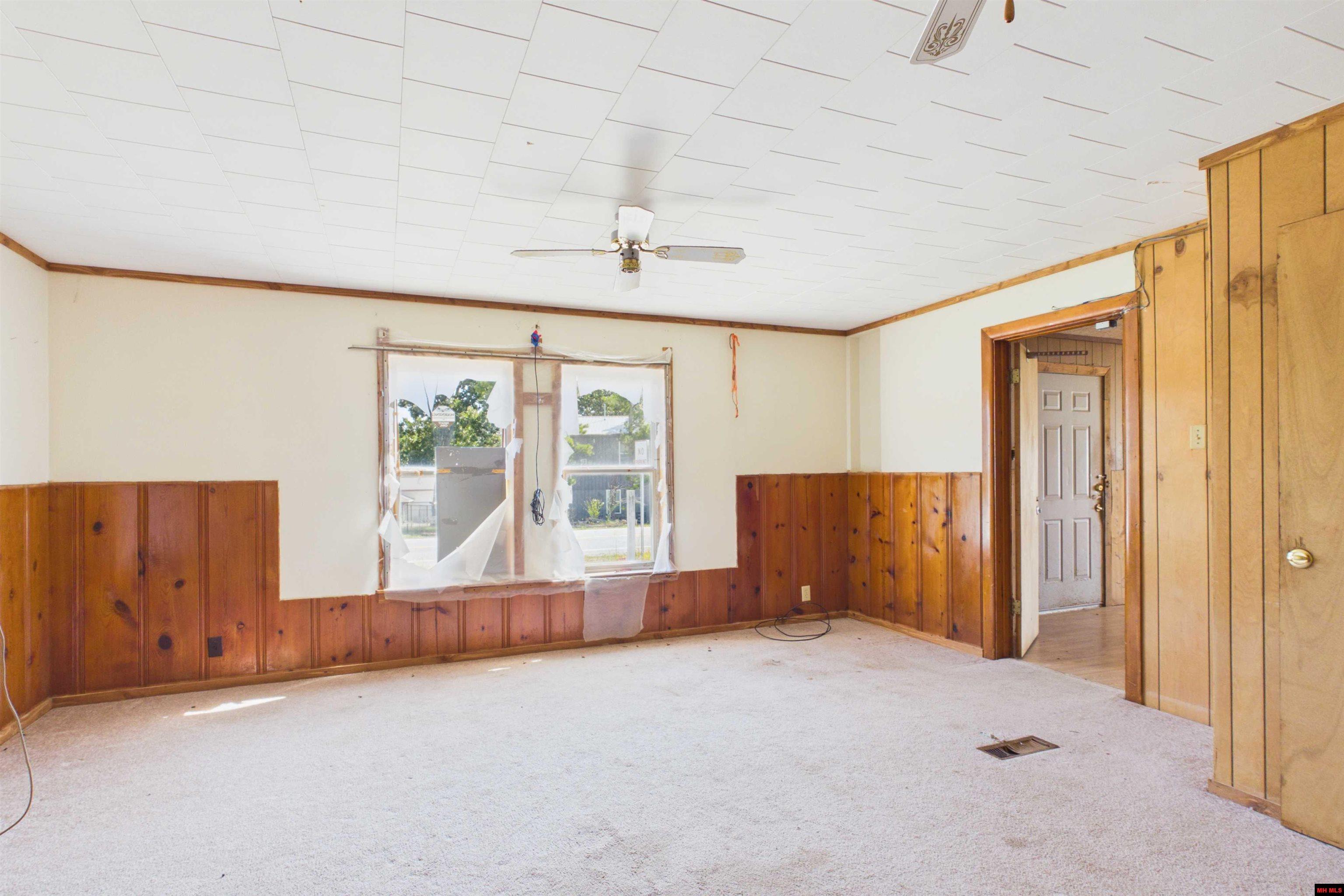 2644 HWY 101 Gamaliel, AR