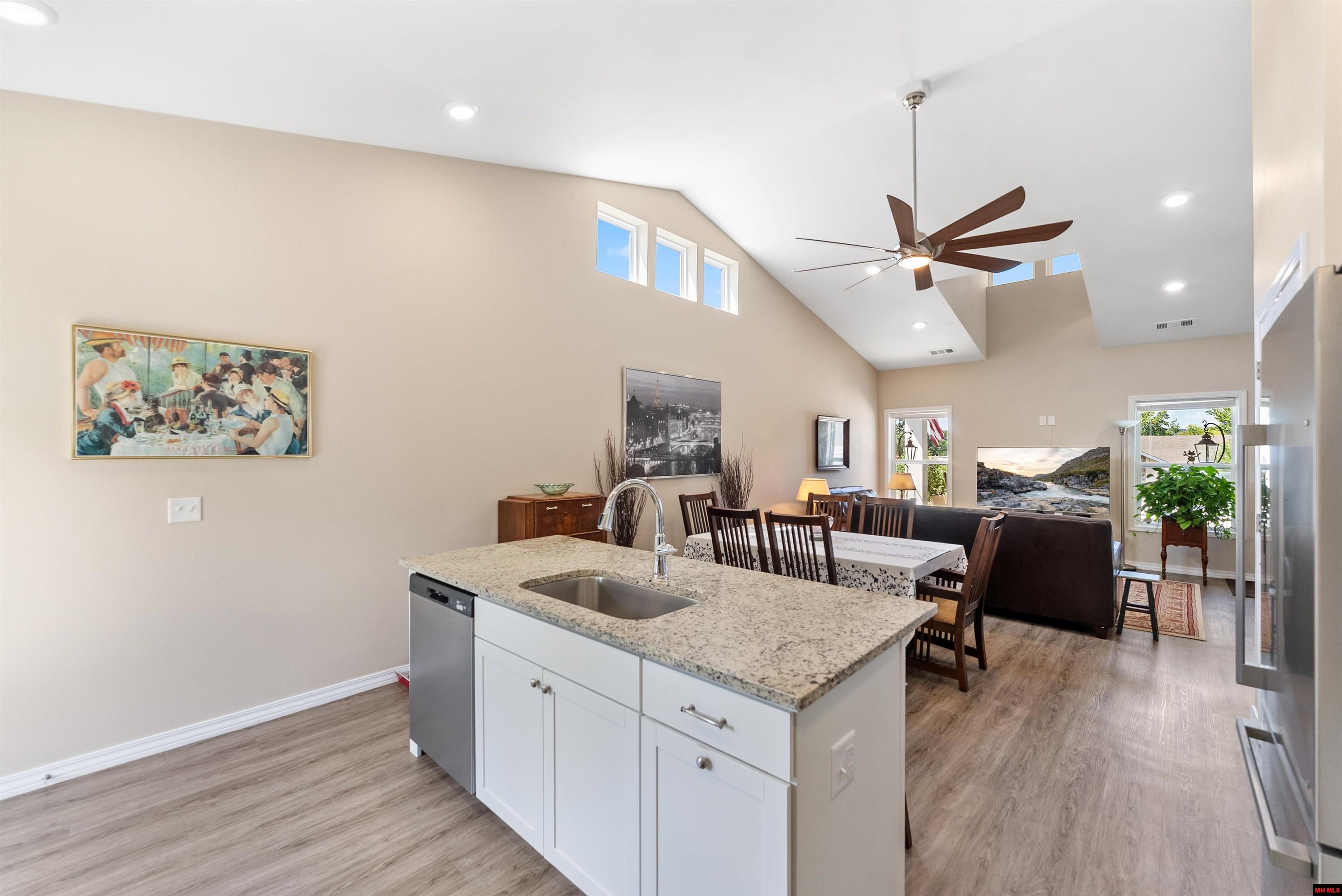 303-1 6TH Street