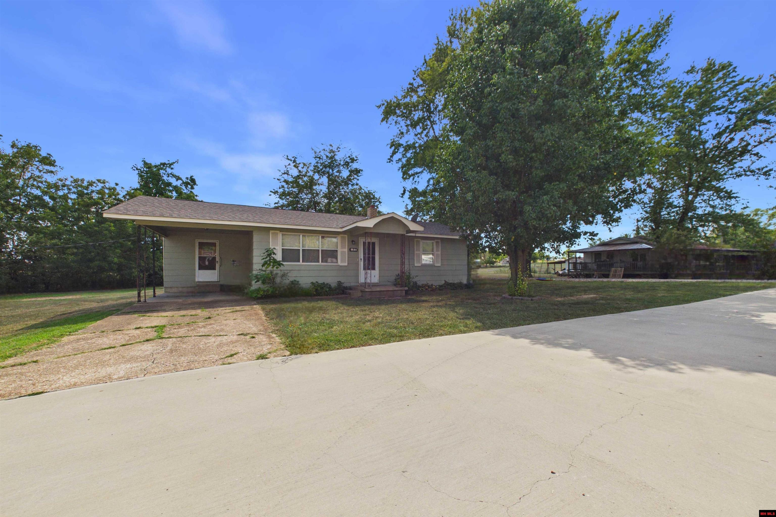 9644 HWY 62 Viola, AR