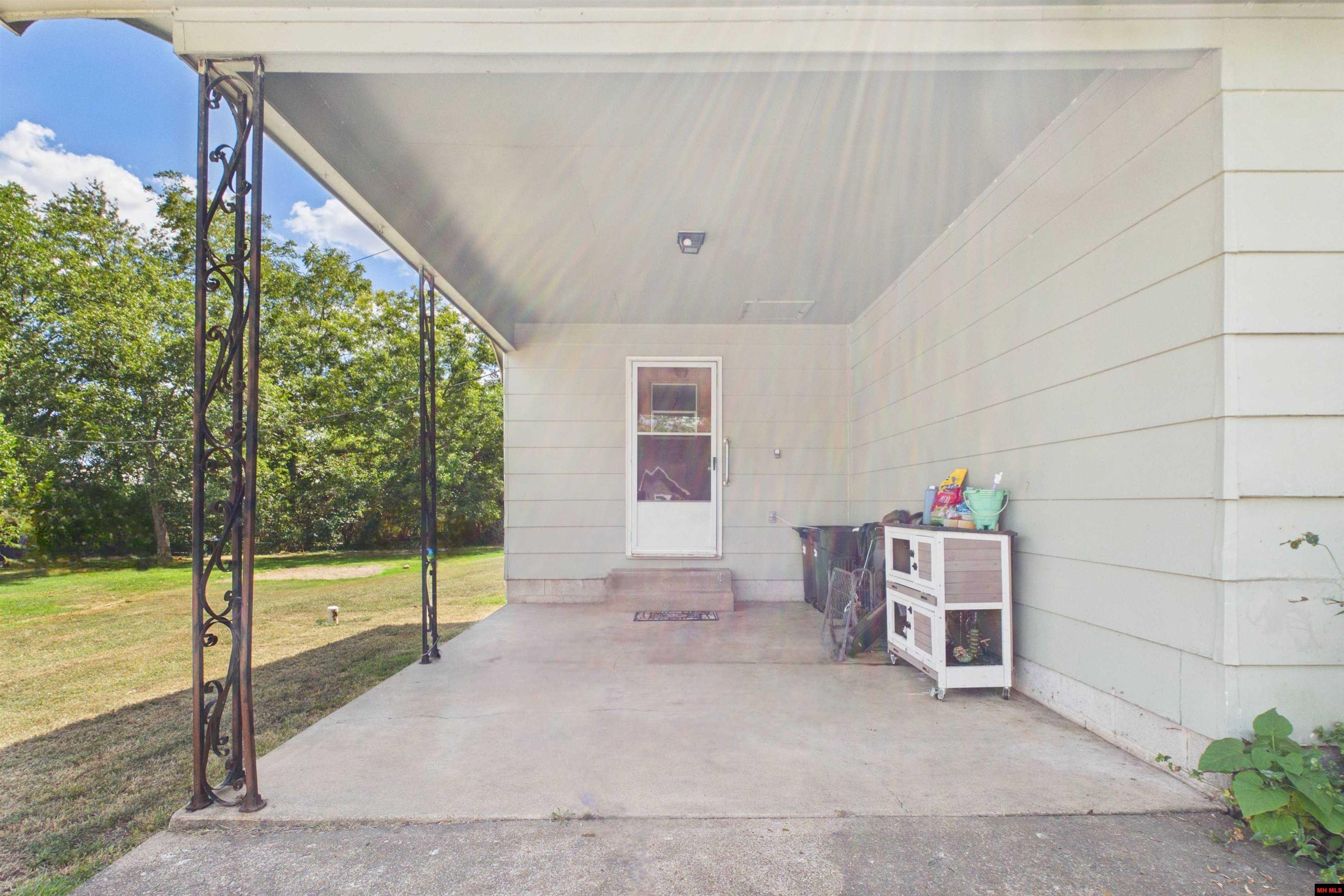 9644 HWY 62 Viola, AR