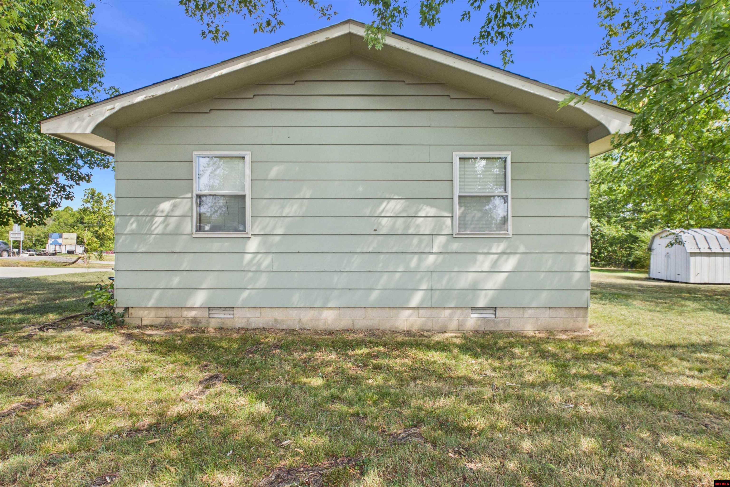 9644 HWY 62 Viola, AR
