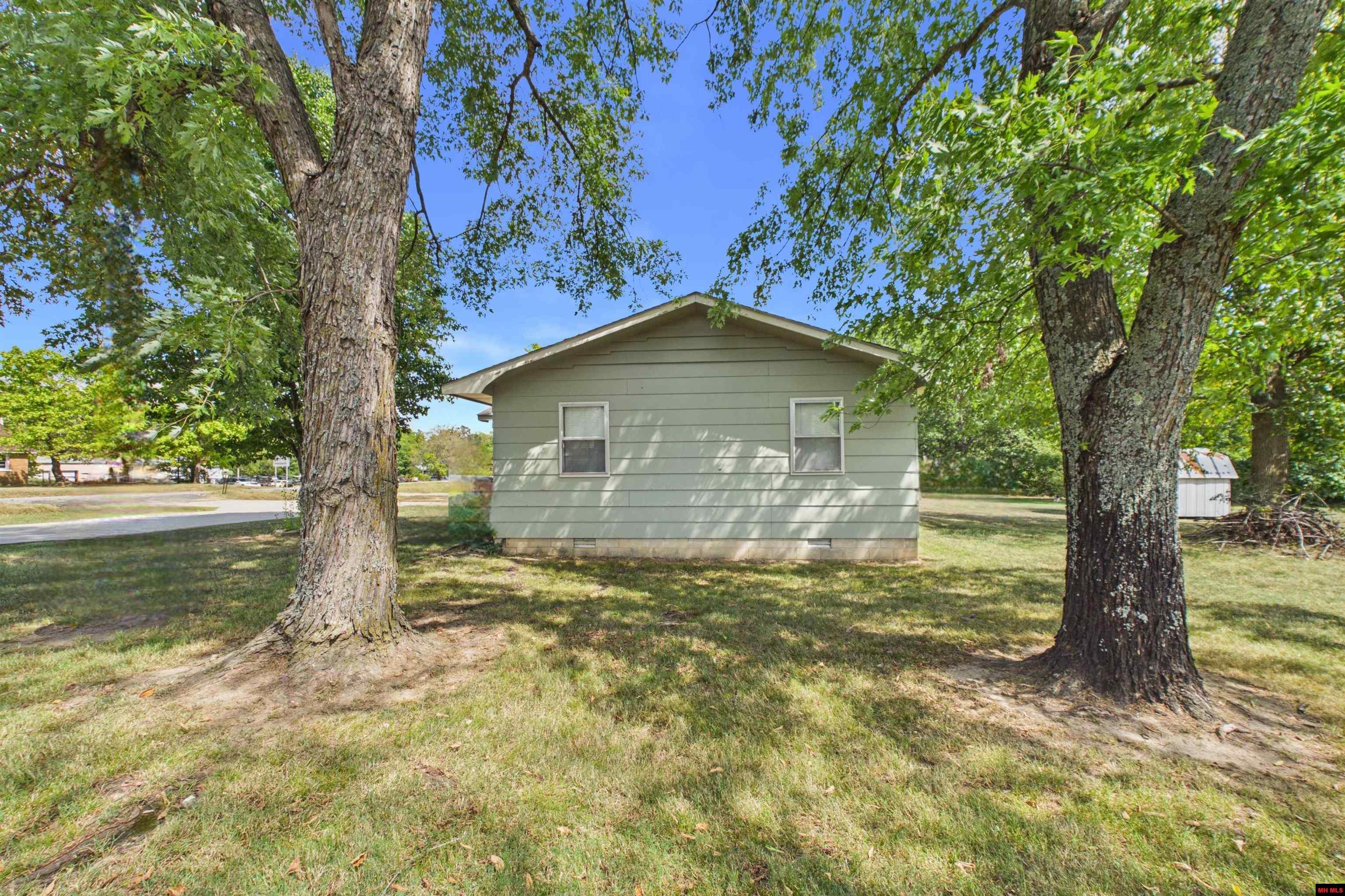 9644 HWY 62 Viola, AR