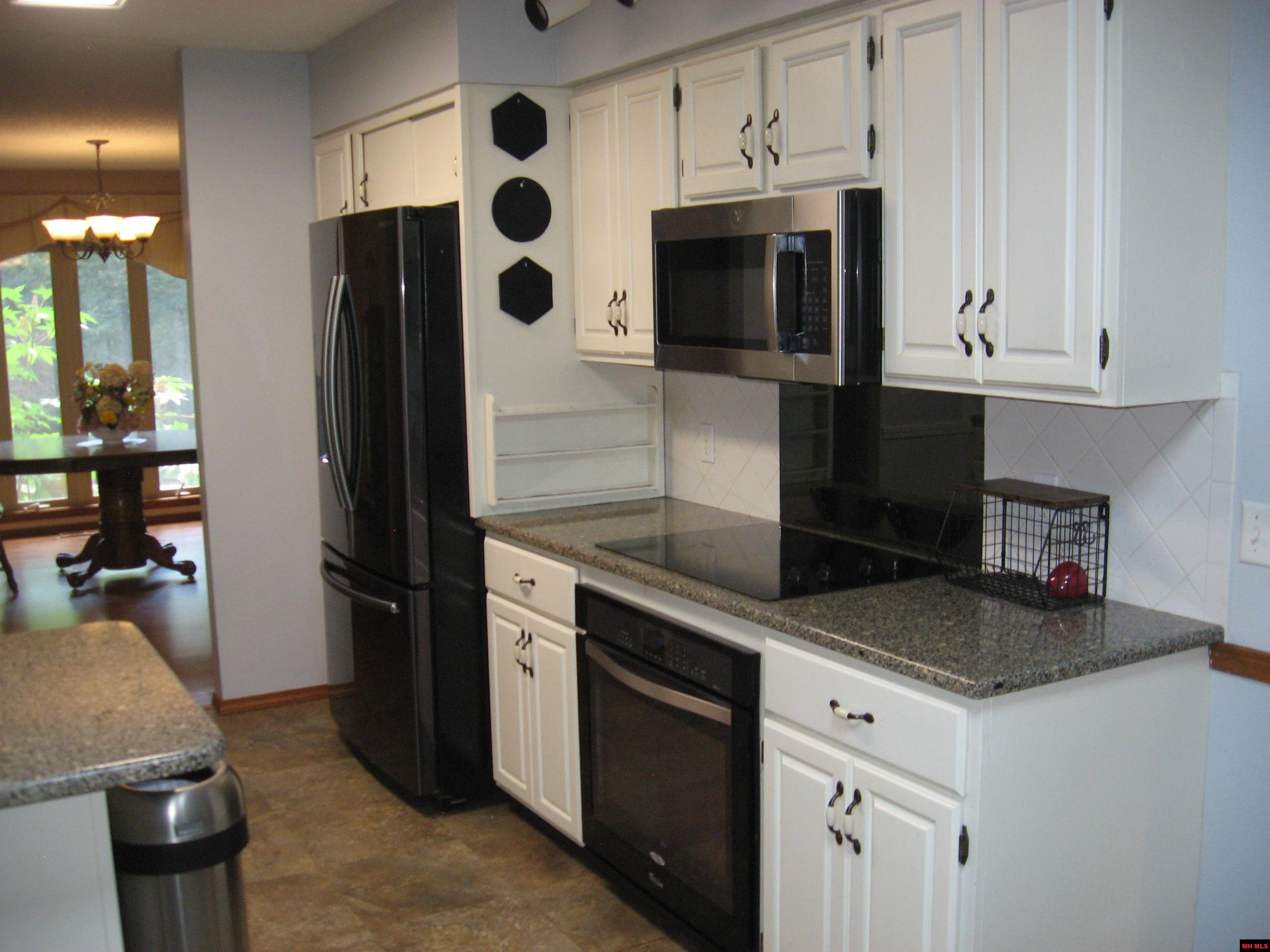 553 NORTHPOINTE DRIVE Mountain Home, AR