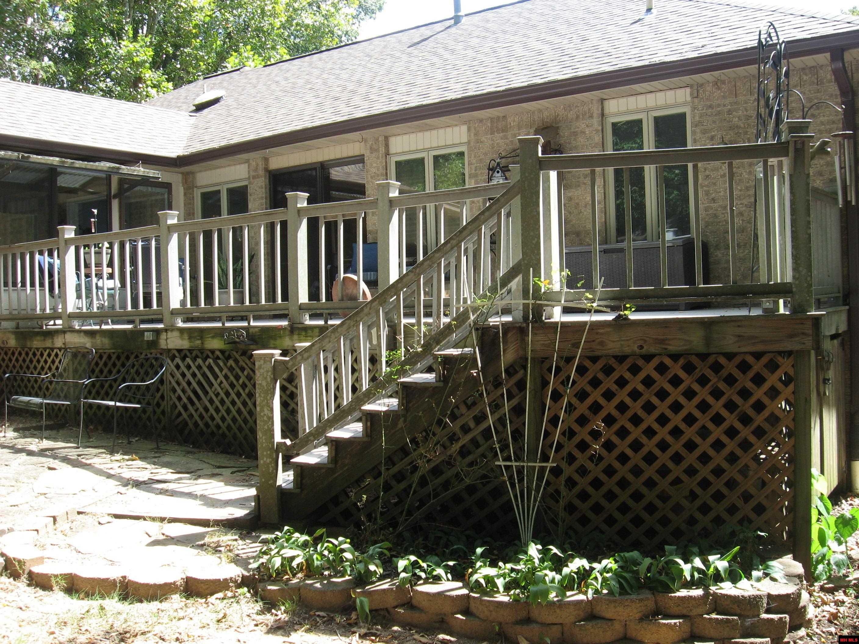 553 NORTHPOINTE DRIVE Mountain Home, AR