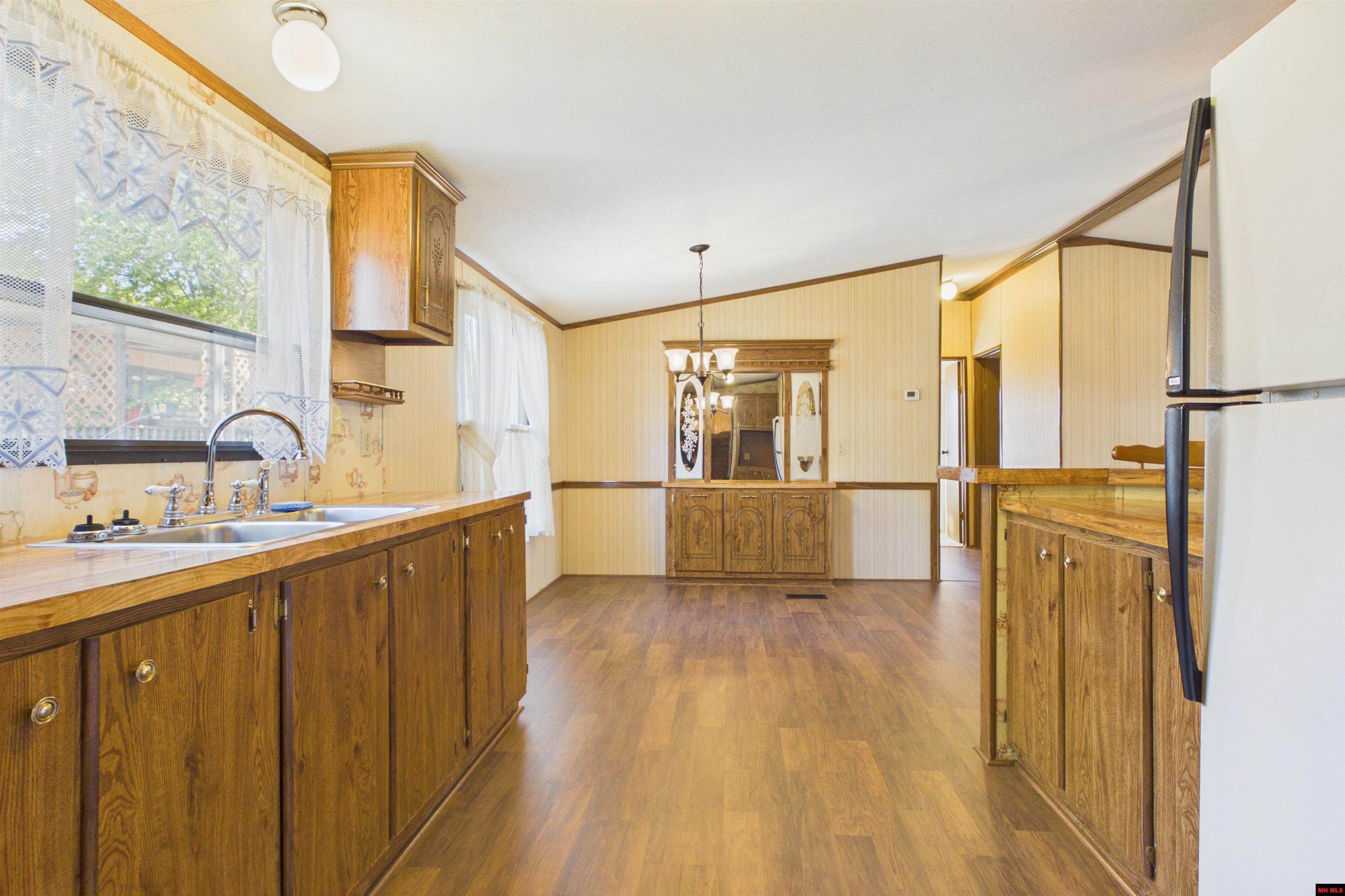 32 NORA COURT Mountain Home, AR