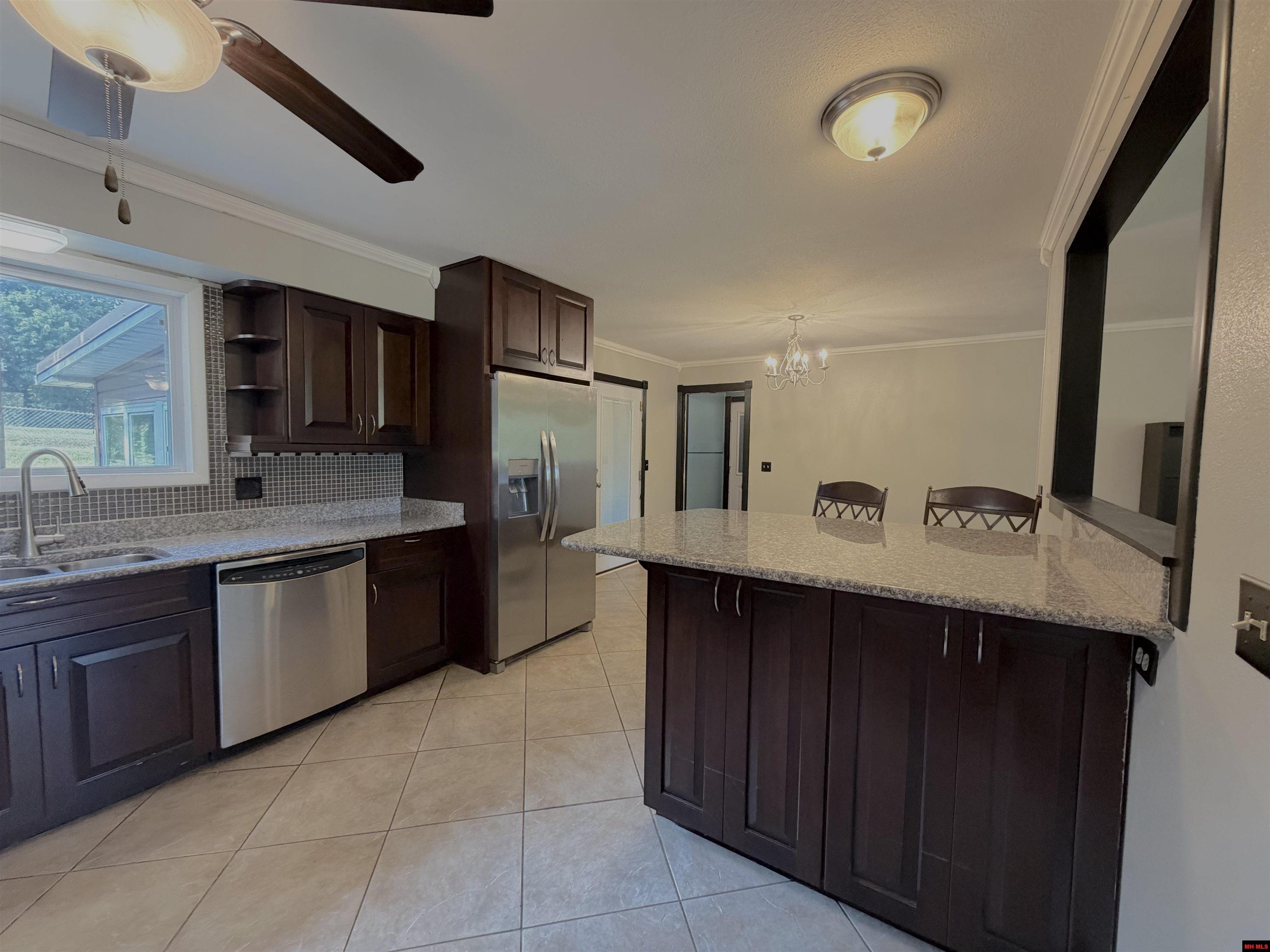 100 Deb-Mar Woods Terrace