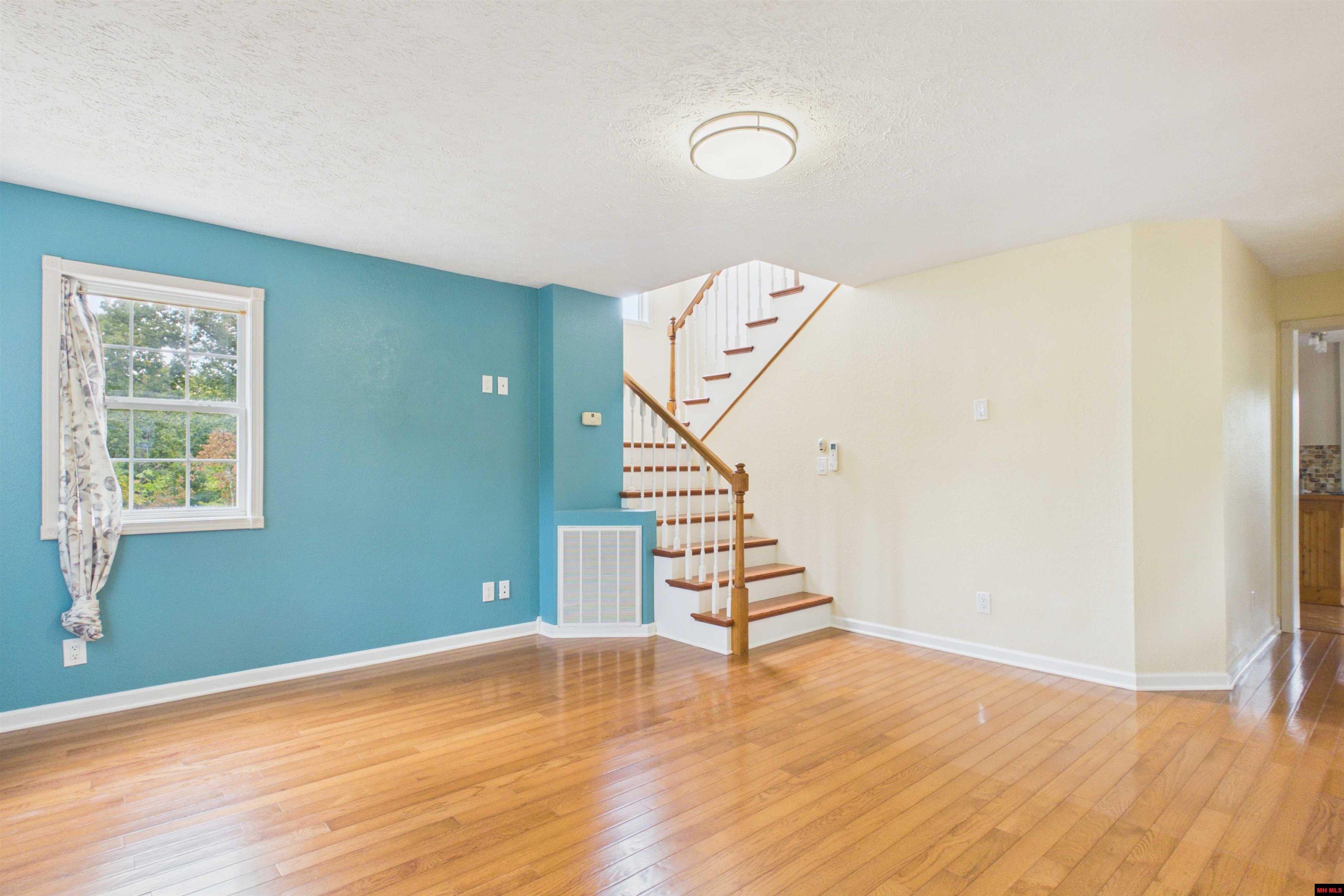 62 Hanover Lane