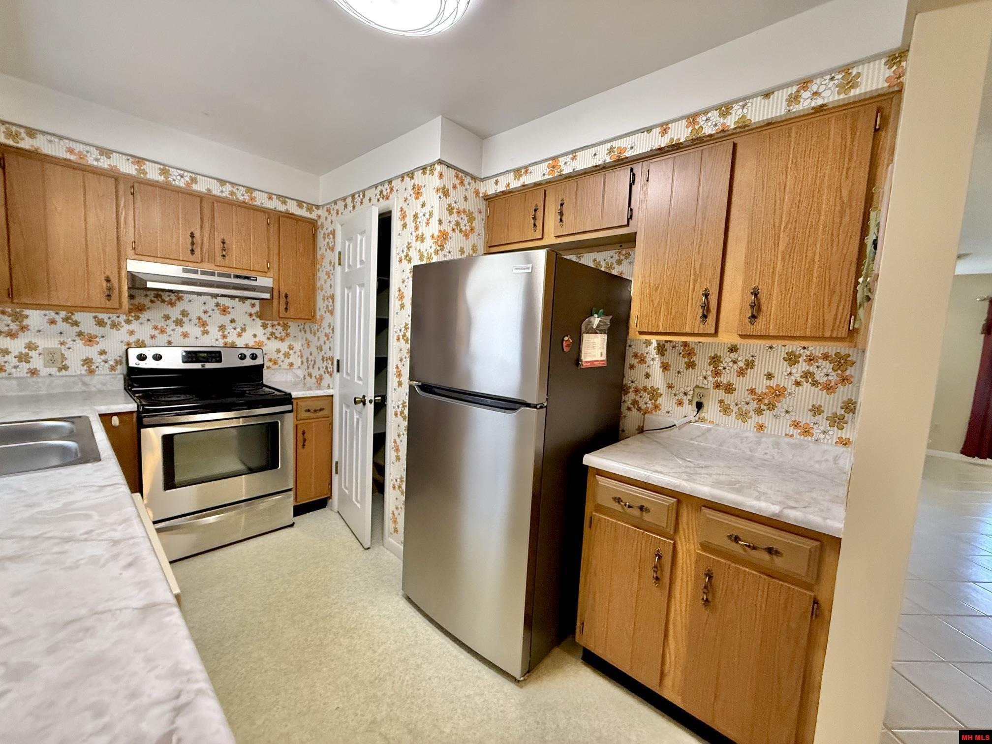 1307 MEADOWBROOK DRIVE Mountain Home, AR