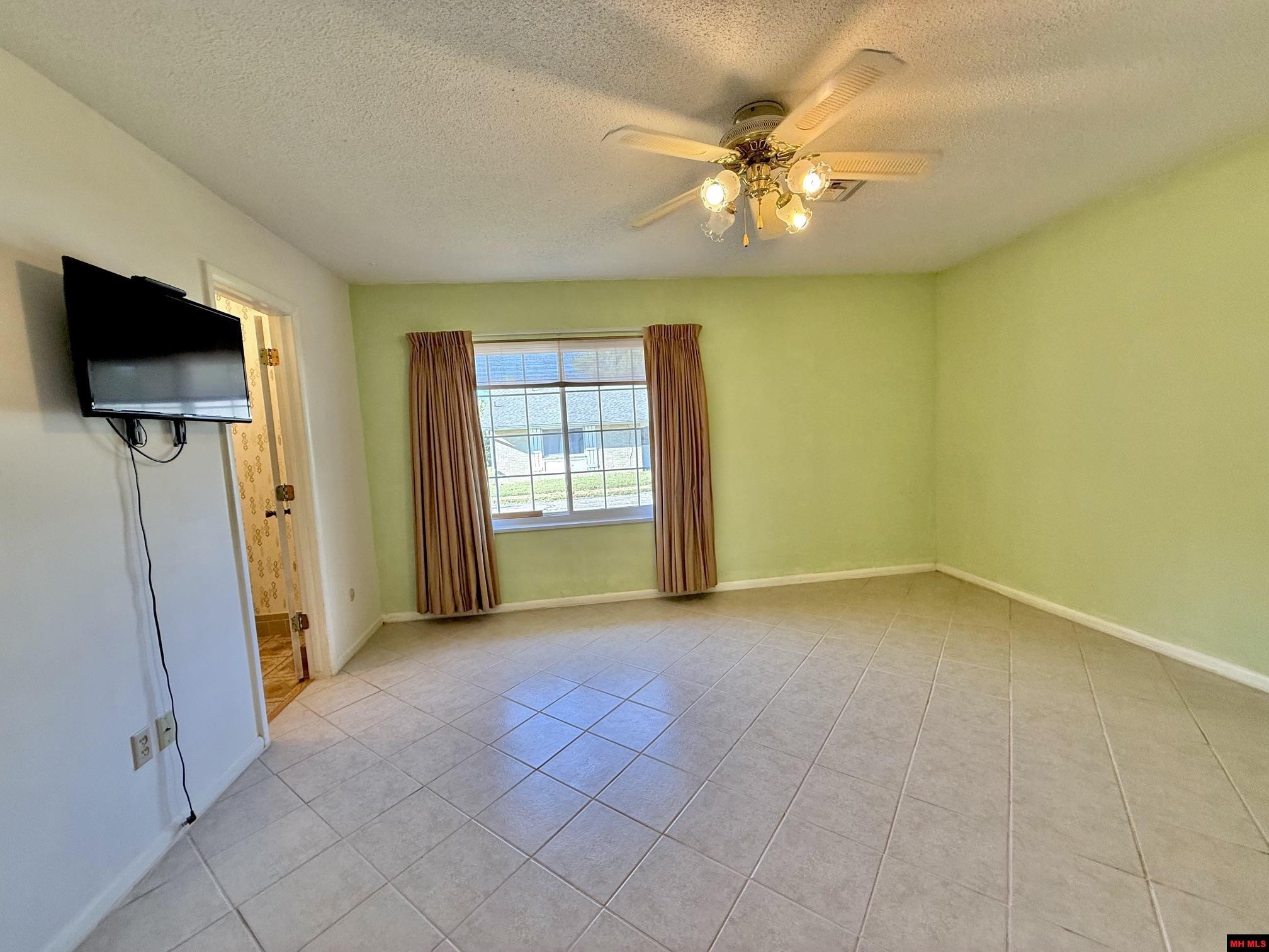 1307 MEADOWBROOK DRIVE Mountain Home, AR