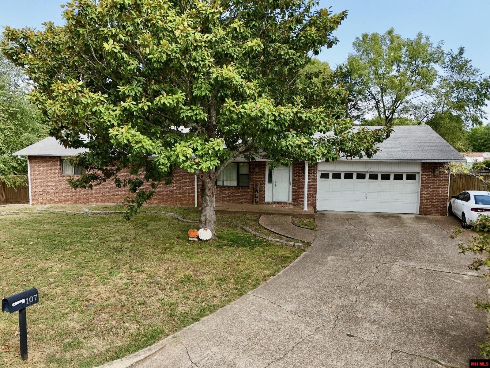 107 Indian Circle
