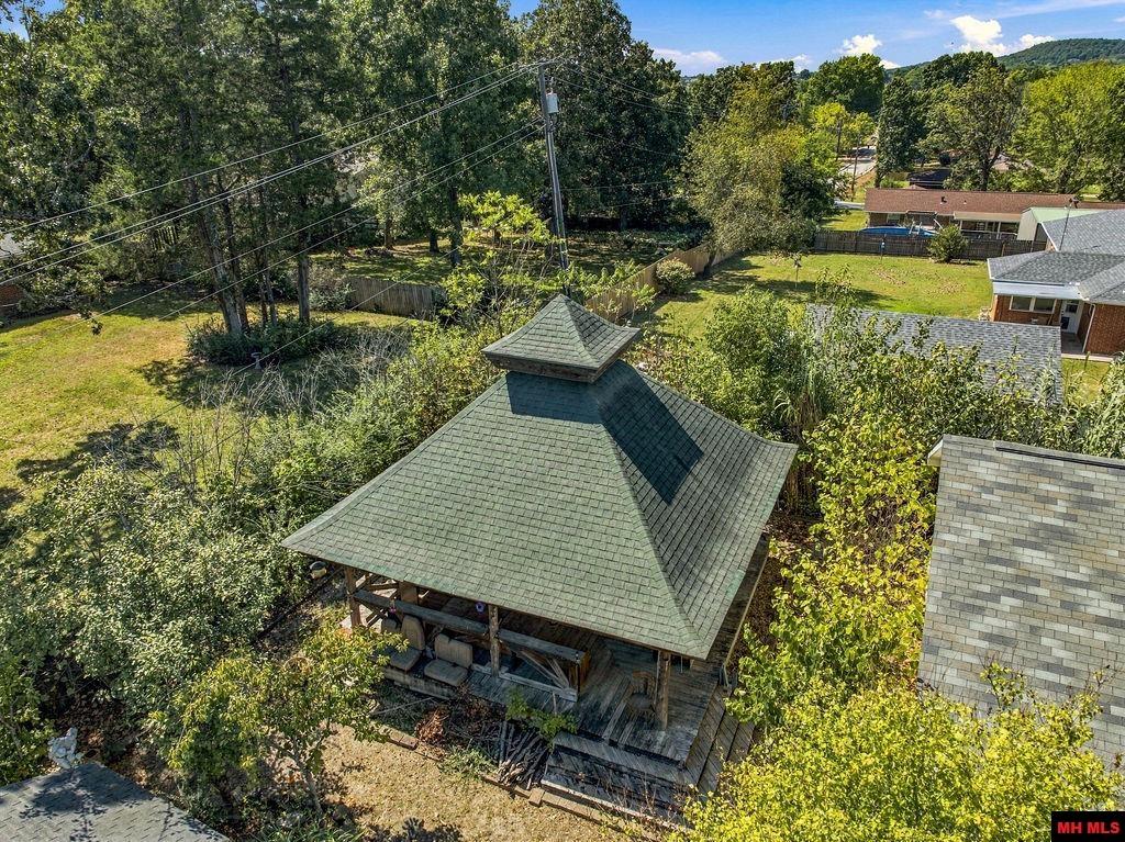 408 N Cardinal Drive