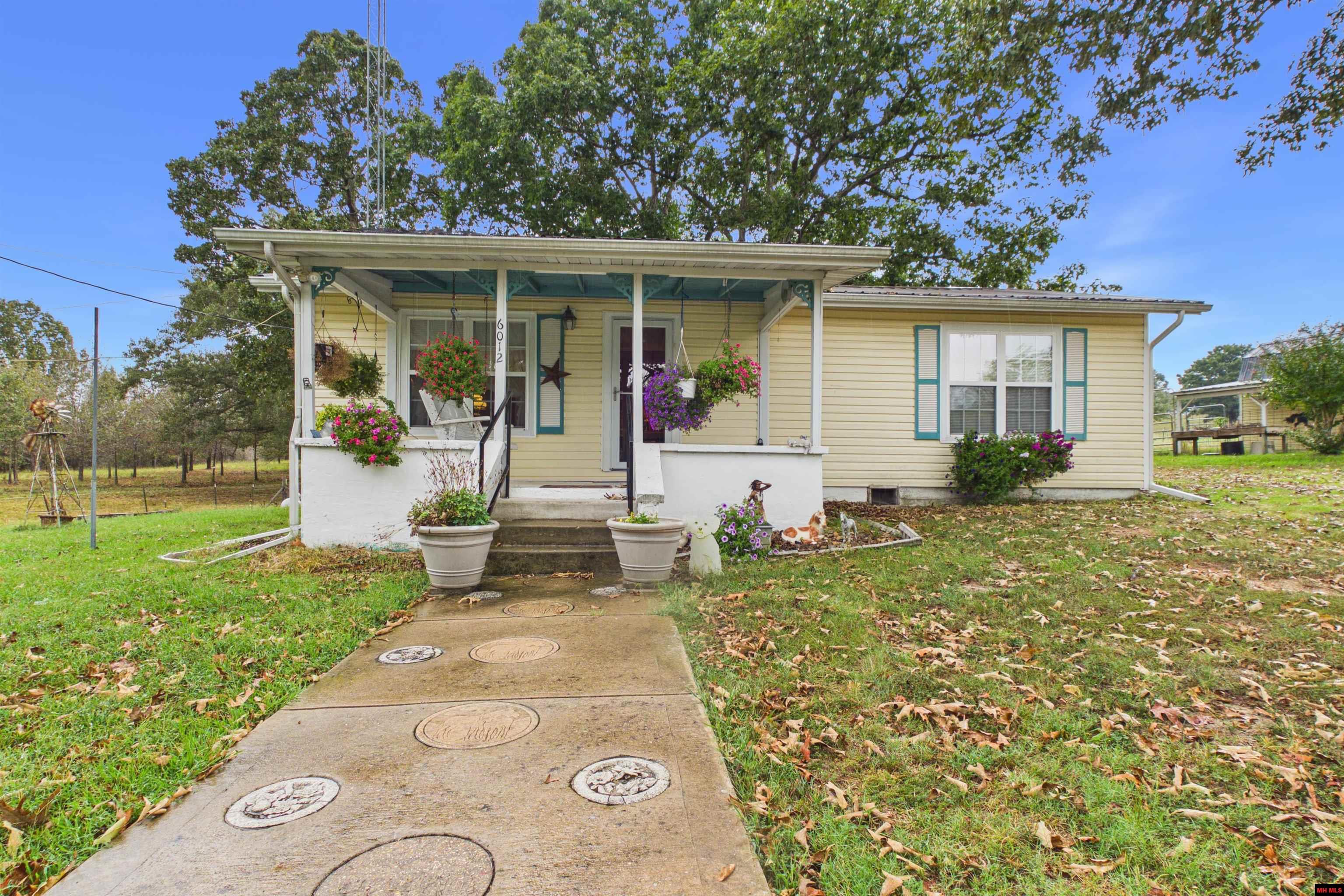 6012 Hwy 62 West