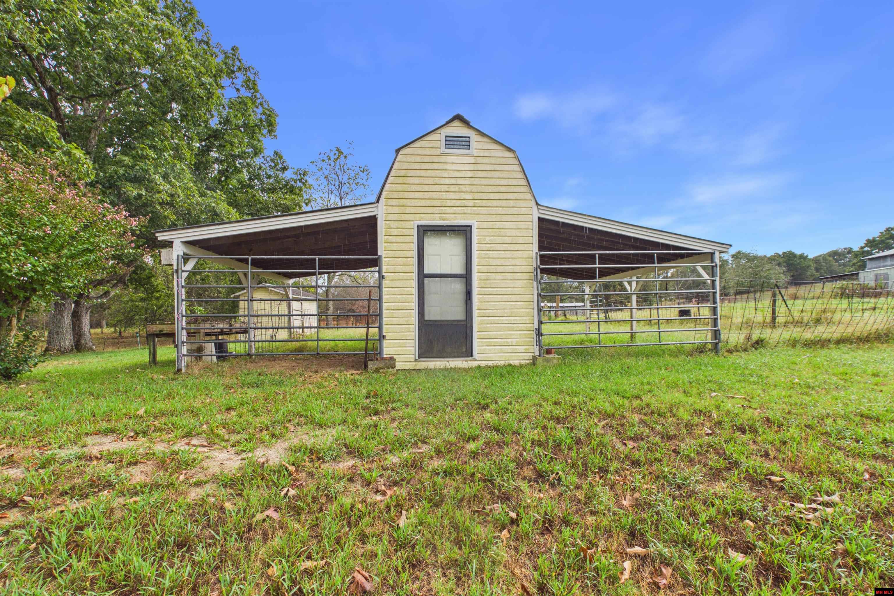 6012 Hwy 62 West