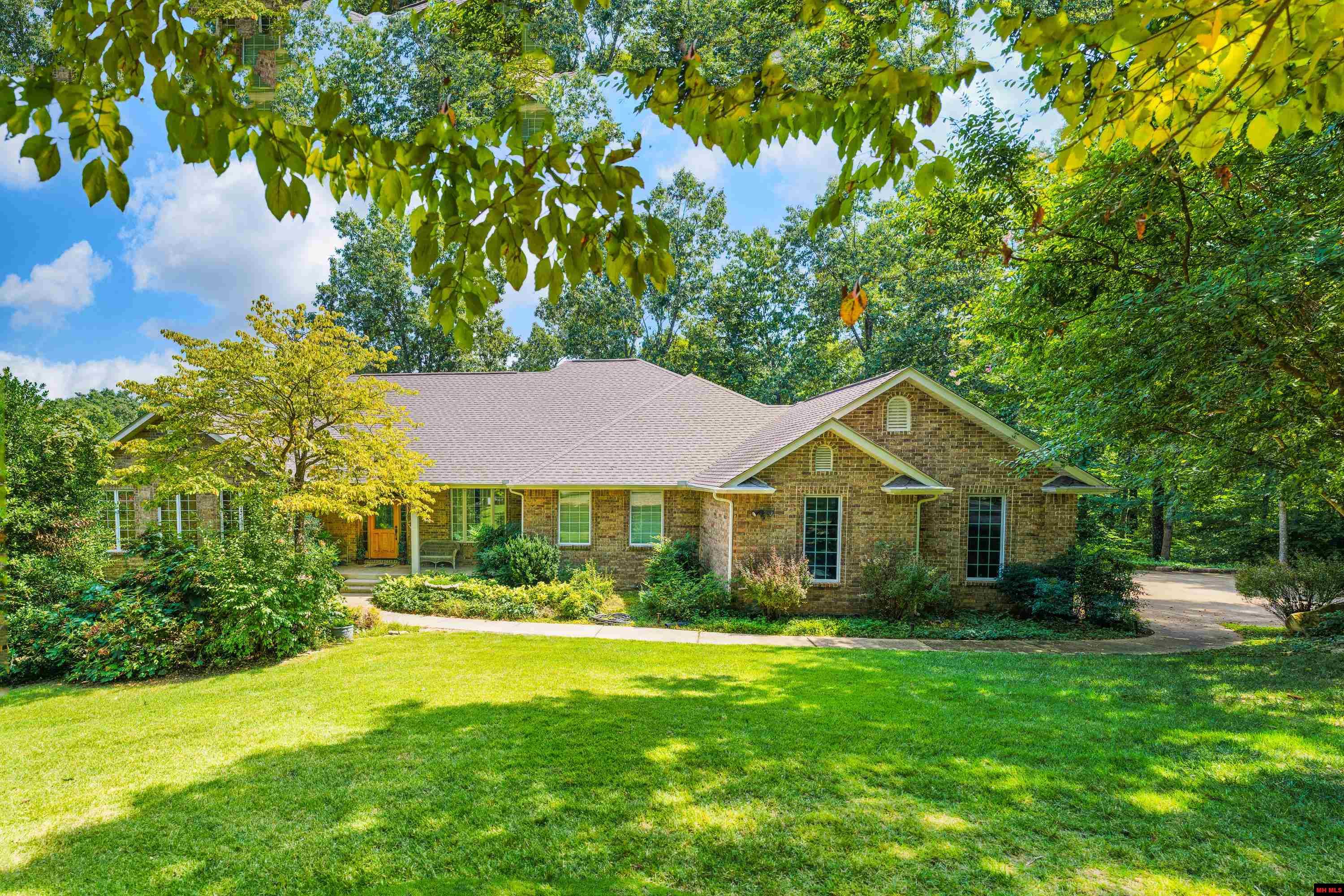 121 STONEGATE DRIVE Mountain Home, AR