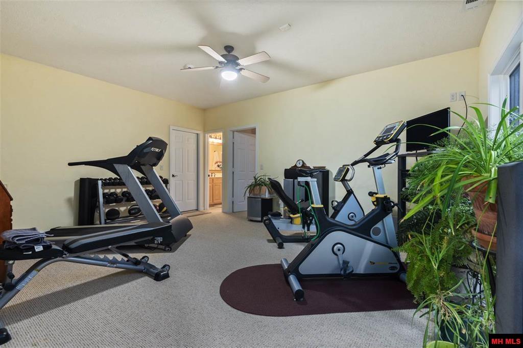 121 STONEGATE DRIVE Mountain Home, AR