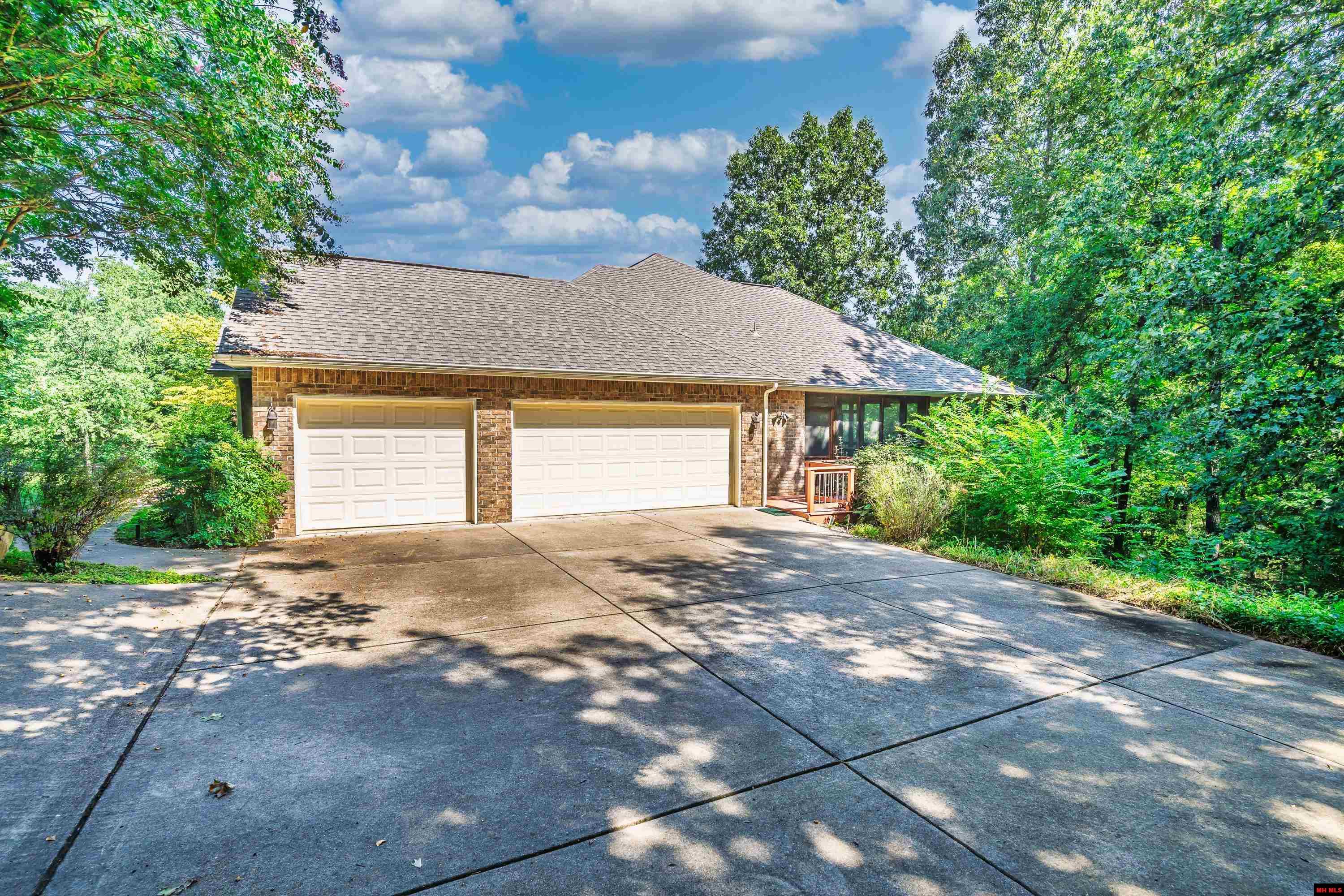 121 STONEGATE DRIVE Mountain Home, AR