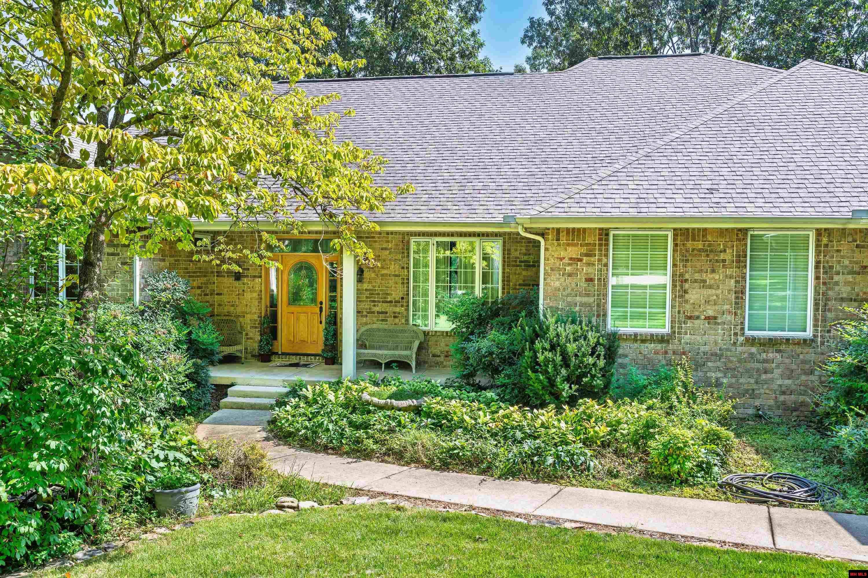 121 STONEGATE DRIVE Mountain Home, AR
