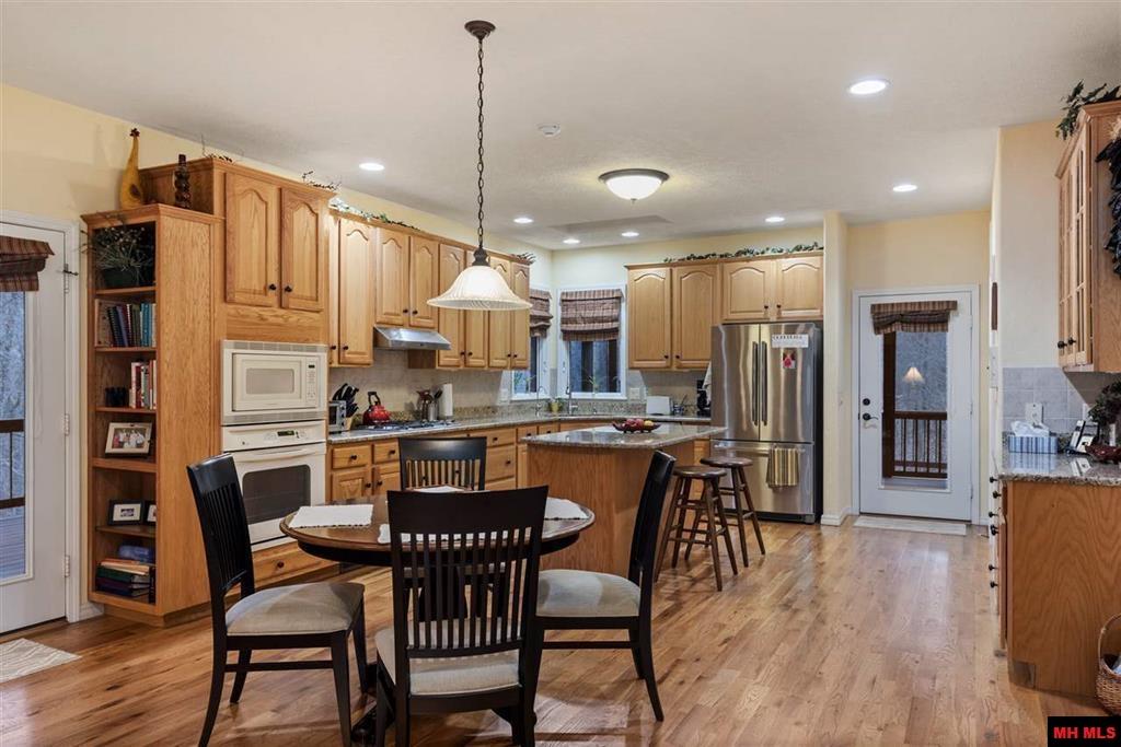 121 STONEGATE DRIVE Mountain Home, AR