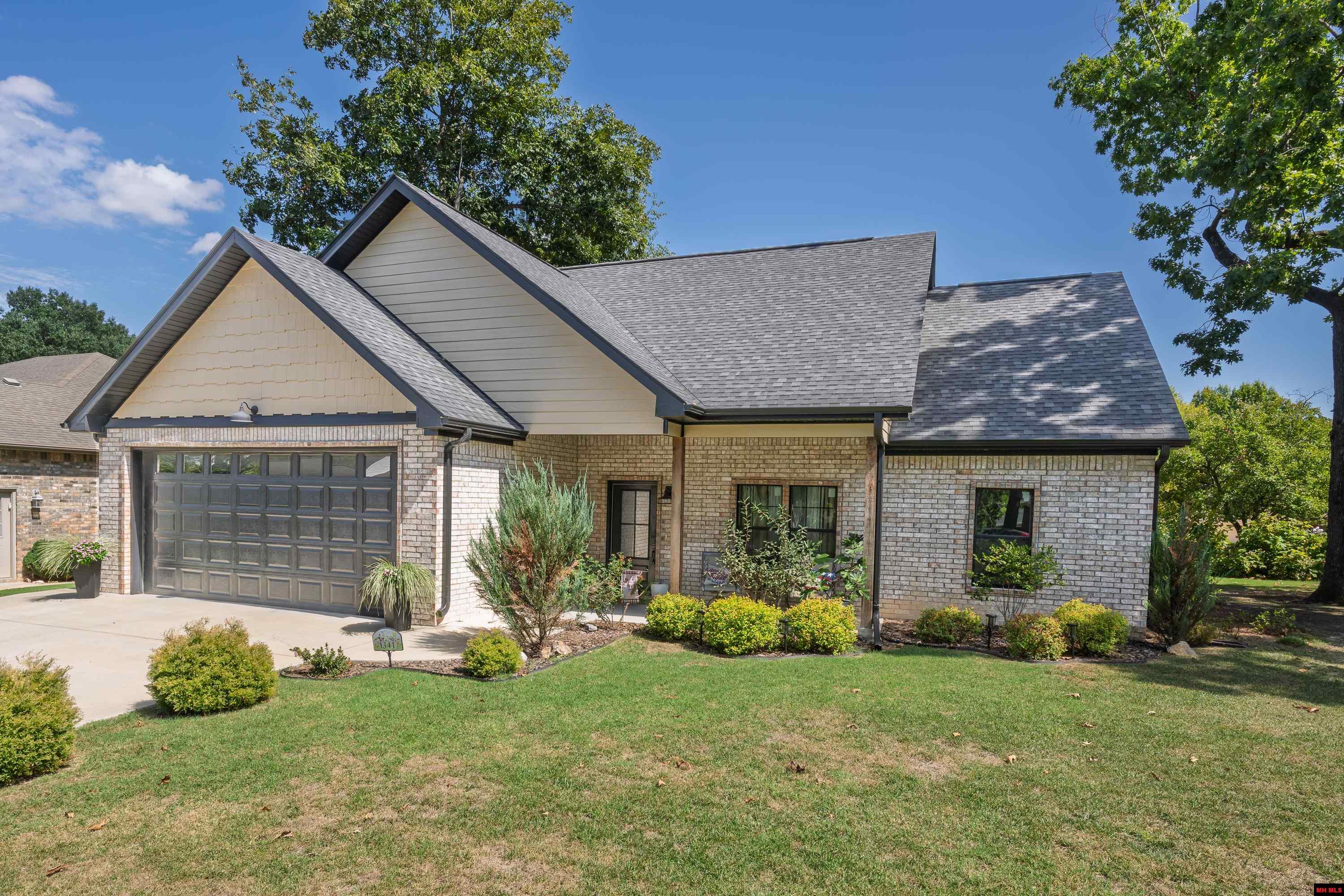 1341 HAMPSHIRE CIRCLE Mountain Home, AR