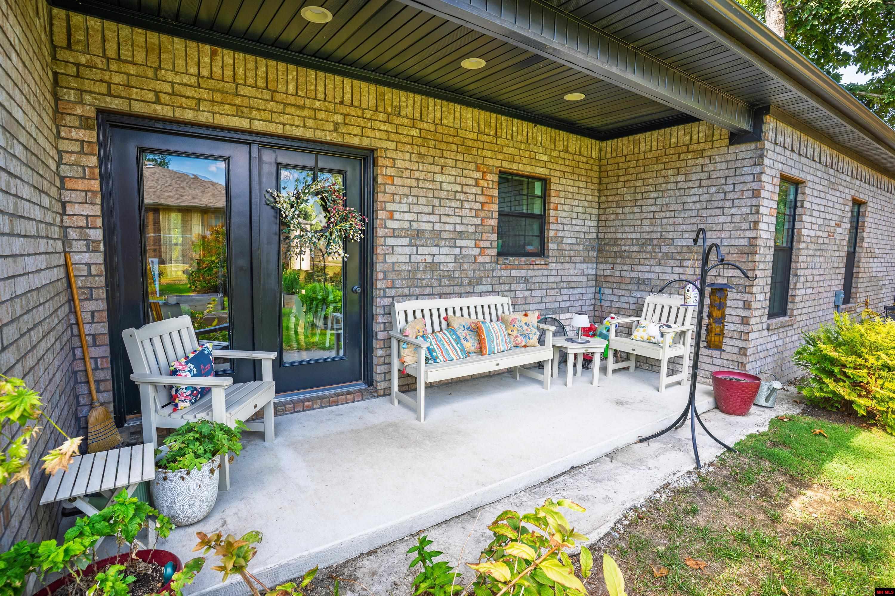 1341 HAMPSHIRE CIRCLE Mountain Home, AR