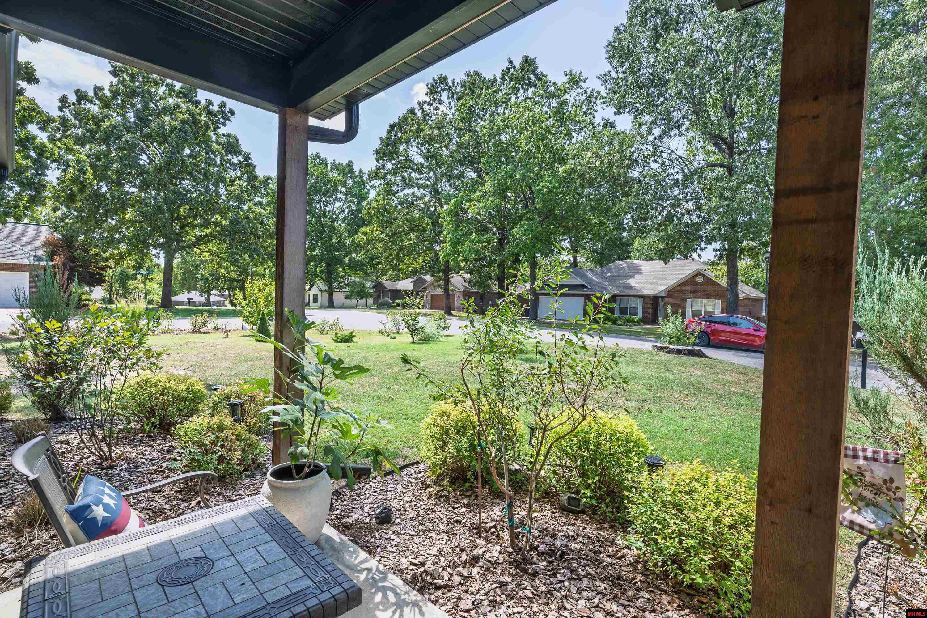 1341 HAMPSHIRE CIRCLE Mountain Home, AR
