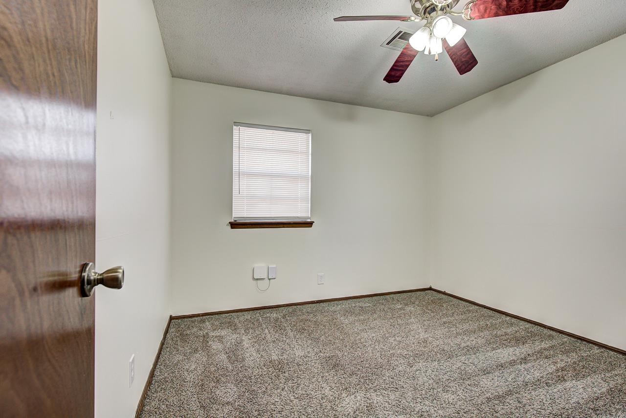 802--806 E Poplar Ave