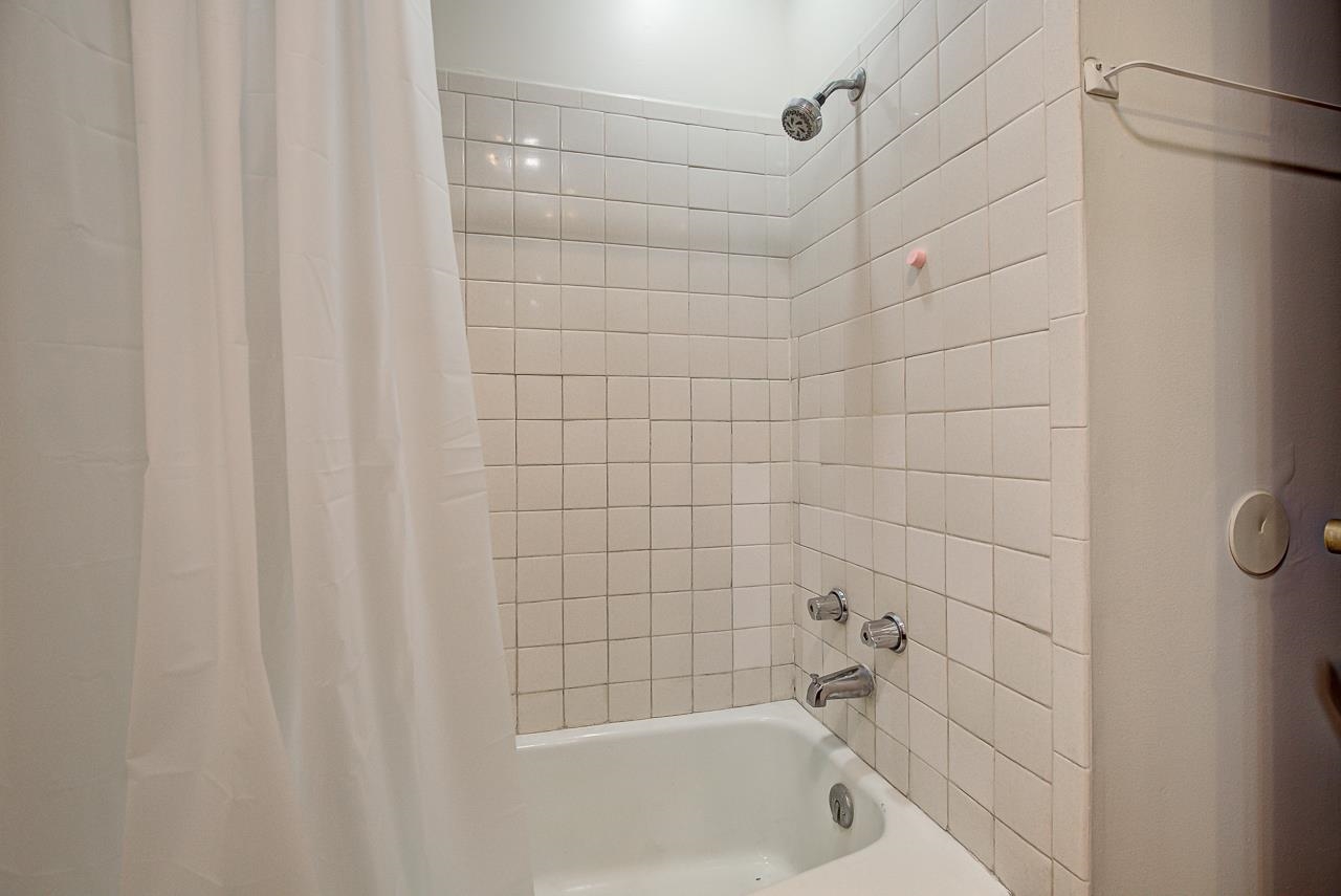 802--806 E Poplar Ave