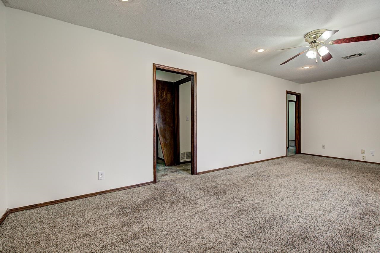802--806 E Poplar Ave