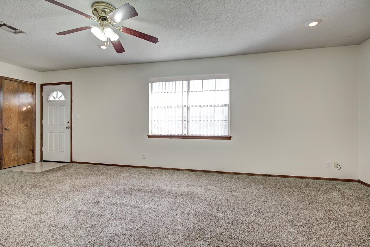 802--806 E Poplar Ave