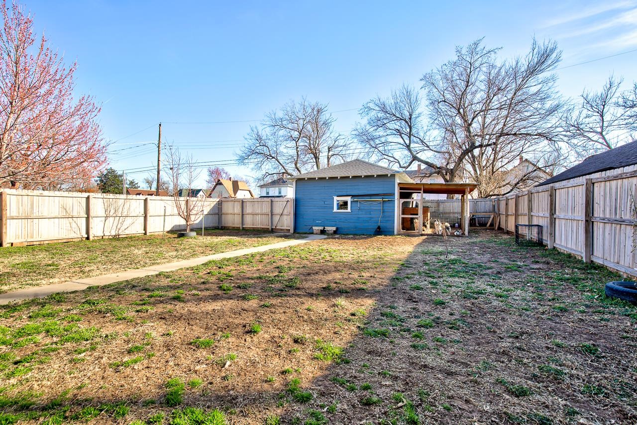 1301 W Cherokee Ave