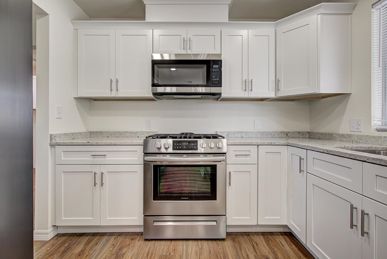 4605 Alpine Pl