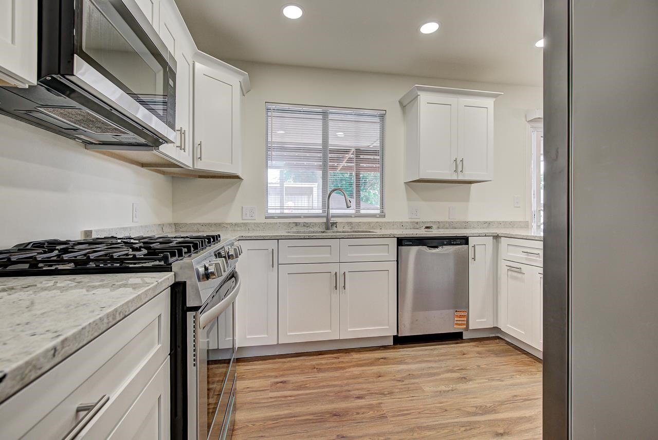 4605 Alpine Pl