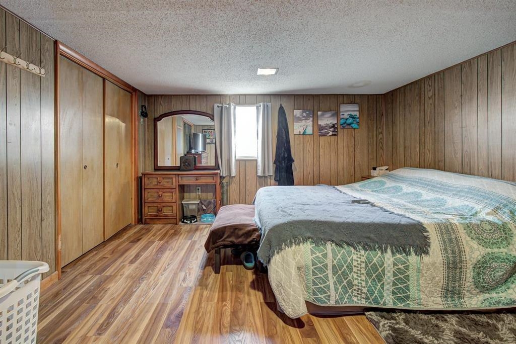 102 Village Dr