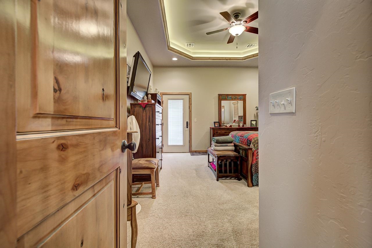 527 Grizzly Ln