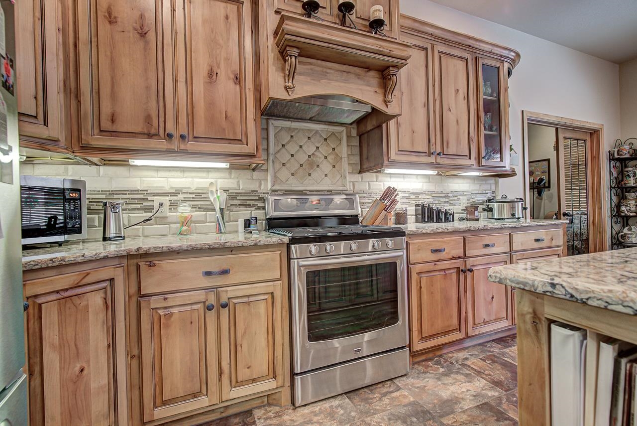 527 Grizzly Ln