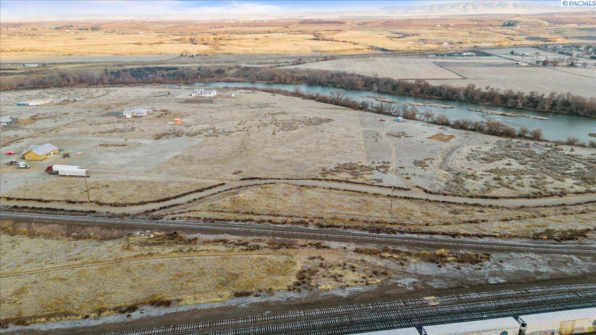 NKA N Gibbon Place Lot 1, Prosser, WA 99350