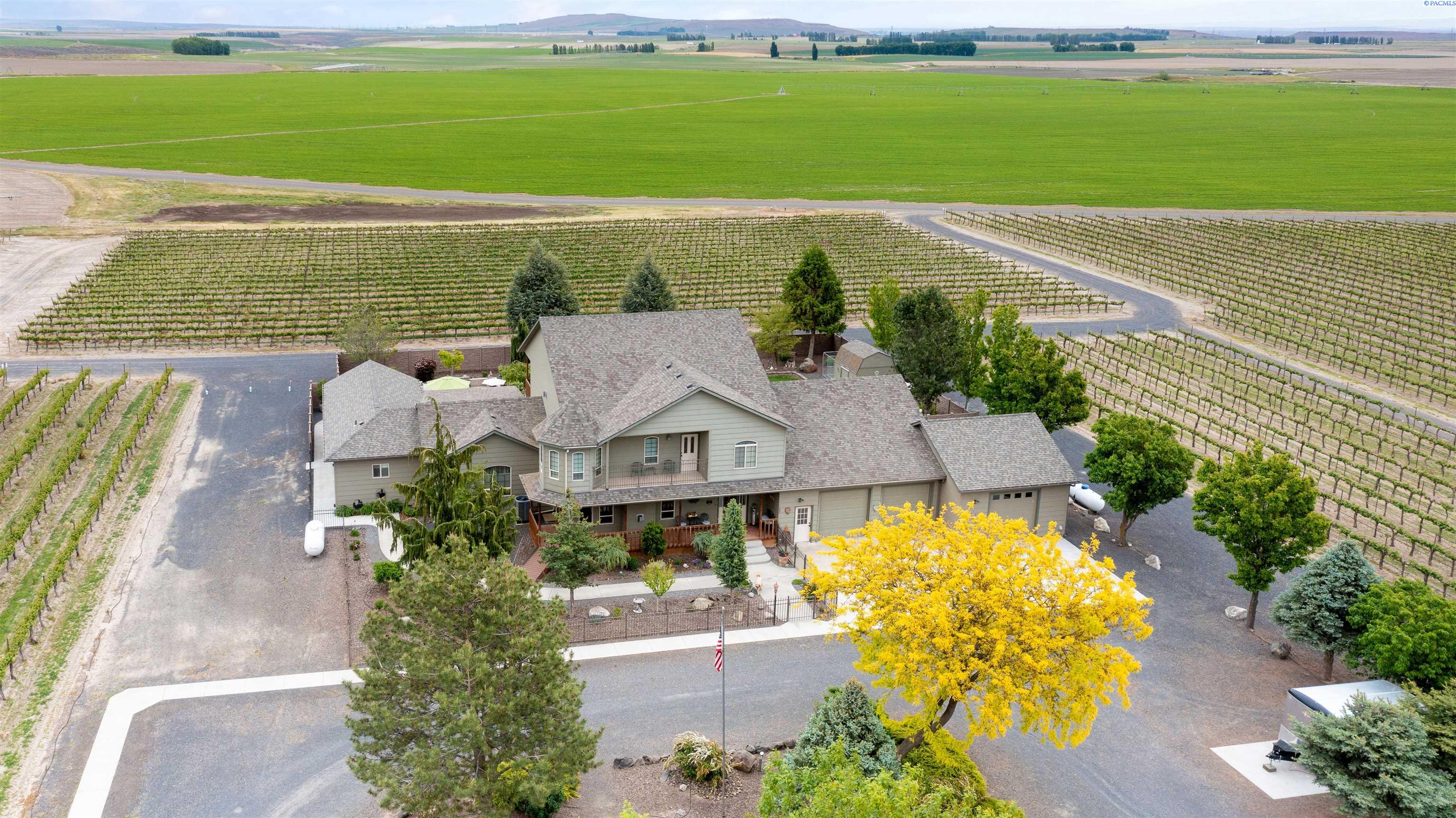 530 Alderdale Rd, Prosser, WA 99350
