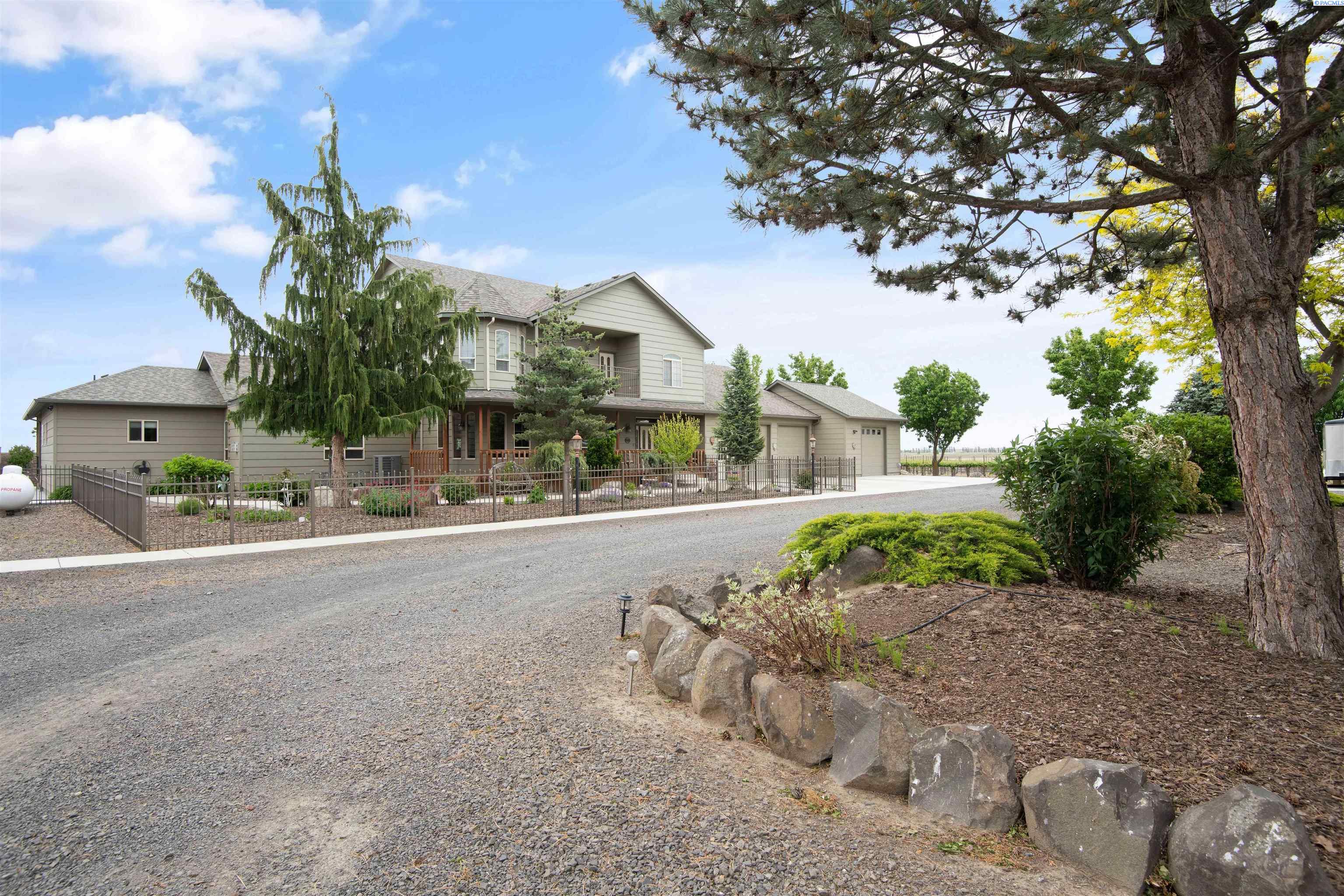 530 Alderdale Rd, Prosser, WA 99350