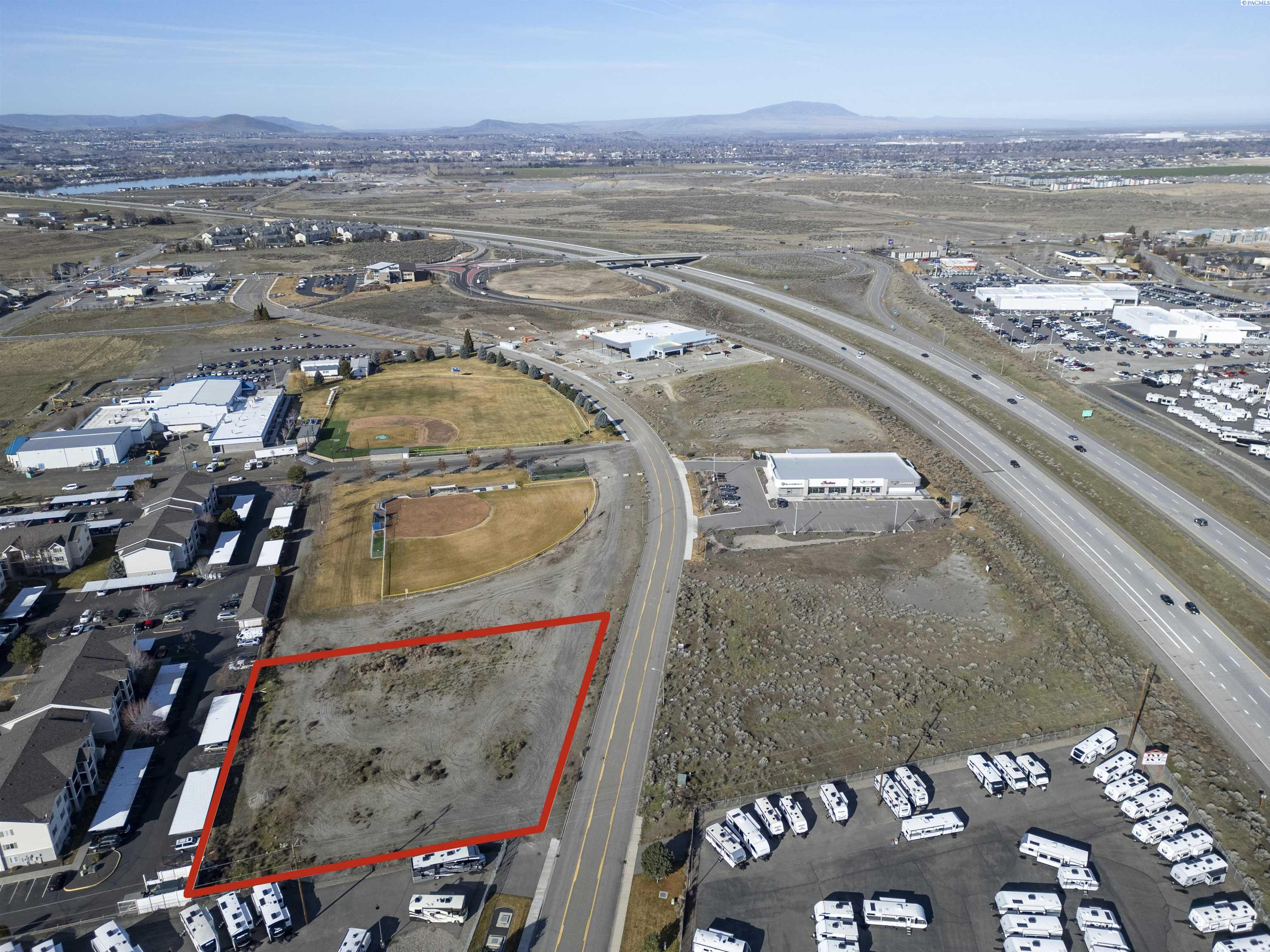 9145 St Thomas Dr, Pasco, WA 99301