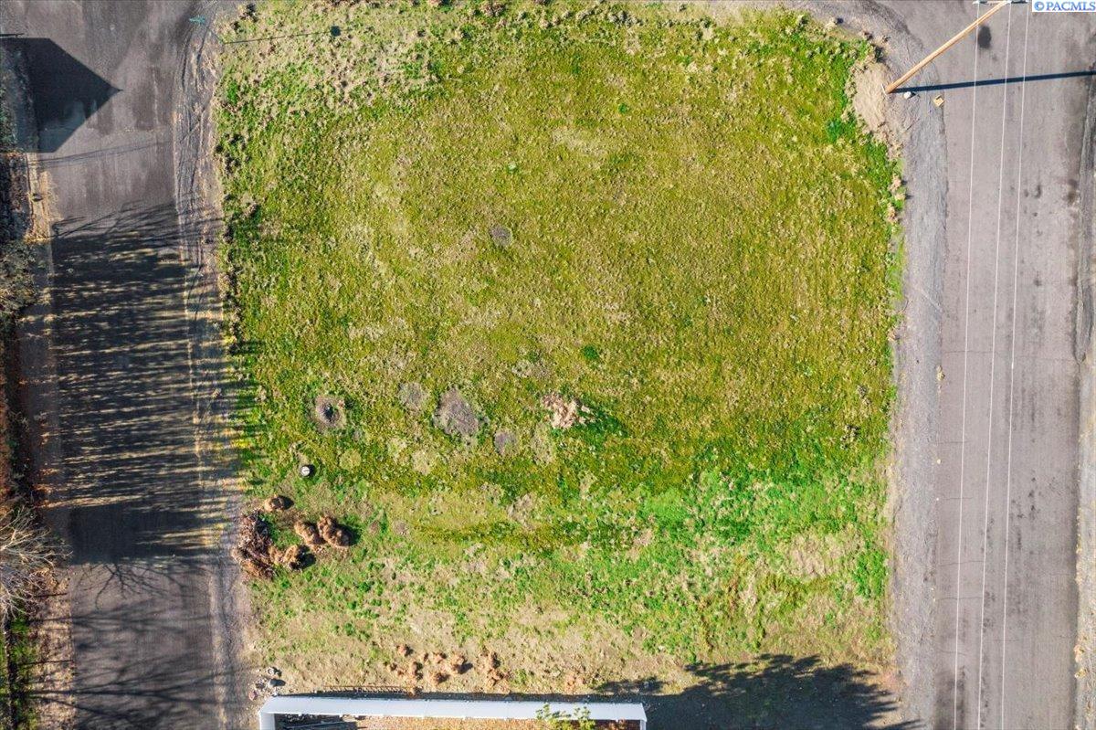 NKA SE 2nd Ave, Plymouth, WA 99346