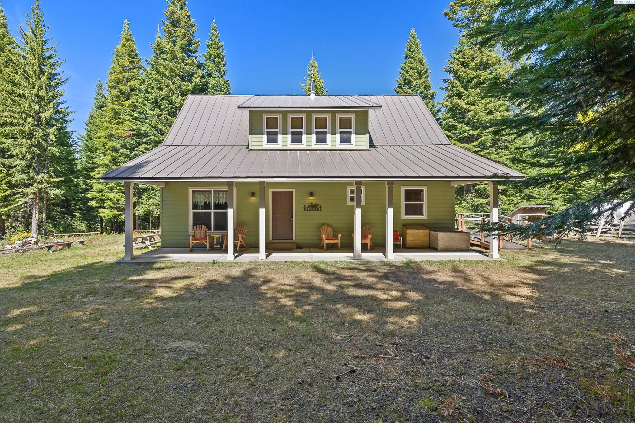 9400 Lewis Peak Rd, Waitsburg, WA 99329