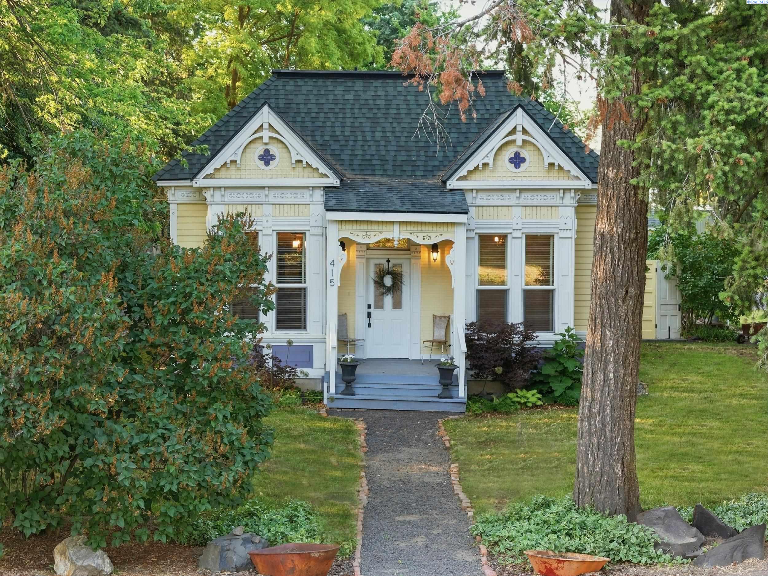 415 Preston Ave, Waitsburg, WA 99361