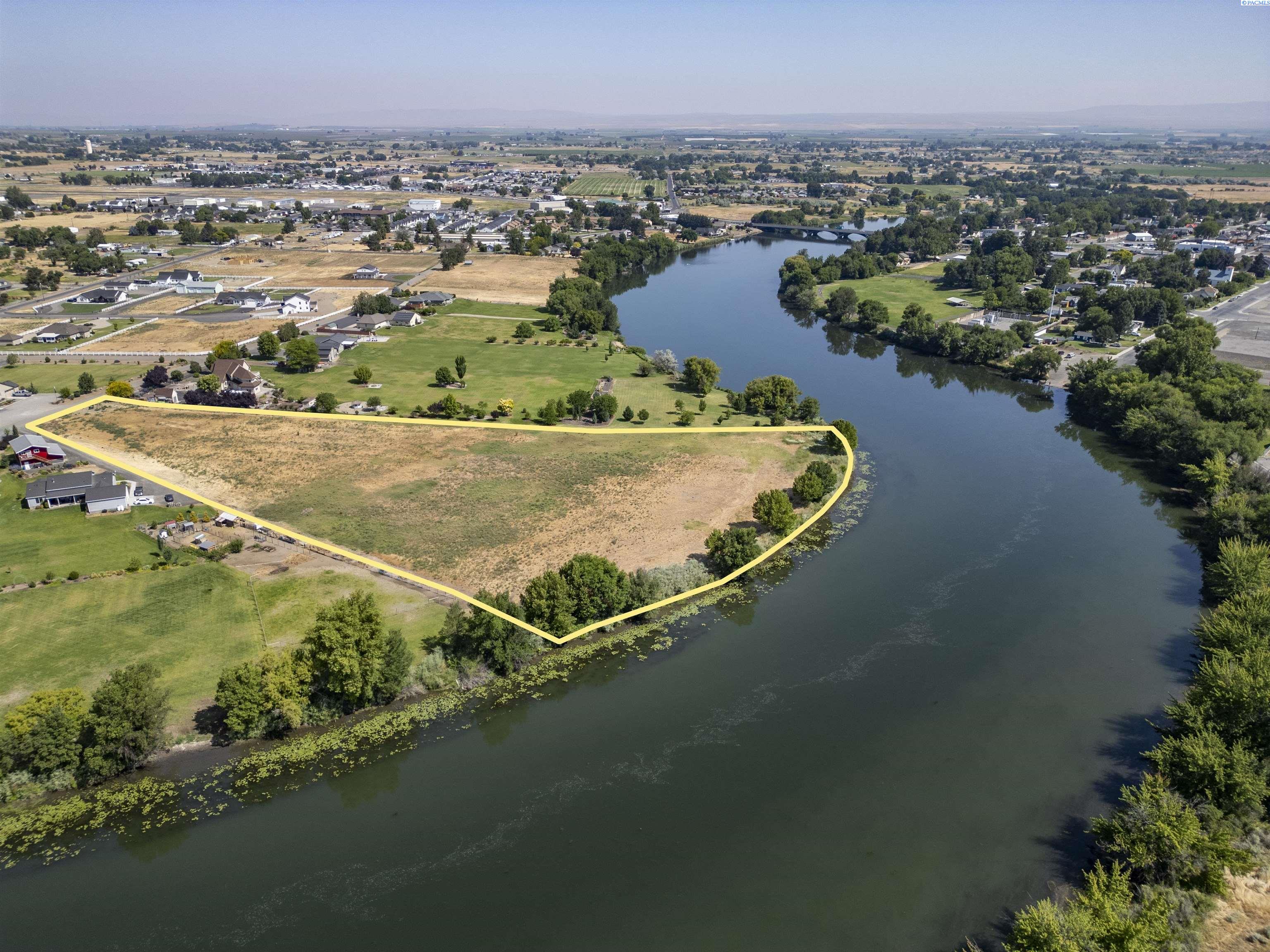 723 S 1366 Pr Sw, Prosser, WA 99350